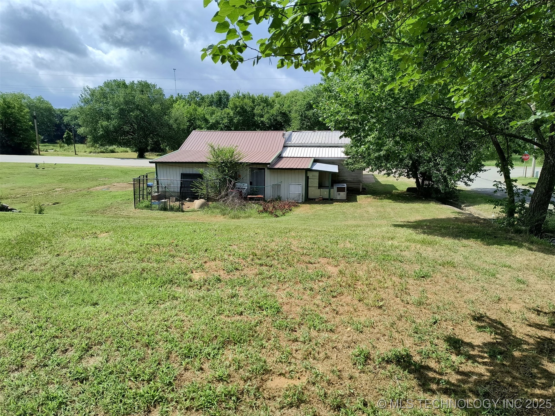 2429 State Hwy 31 Property Photo 19