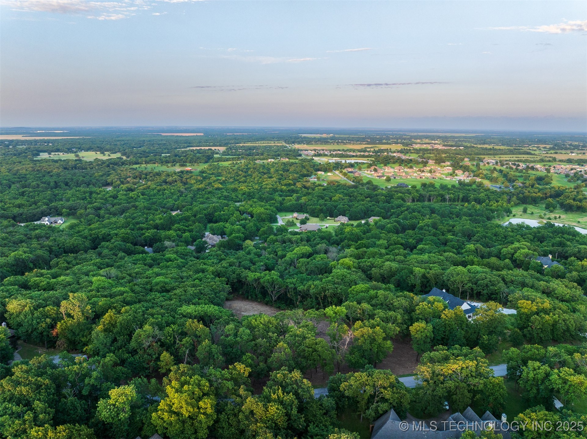 02 S 298th East Avenue Property Photo 2