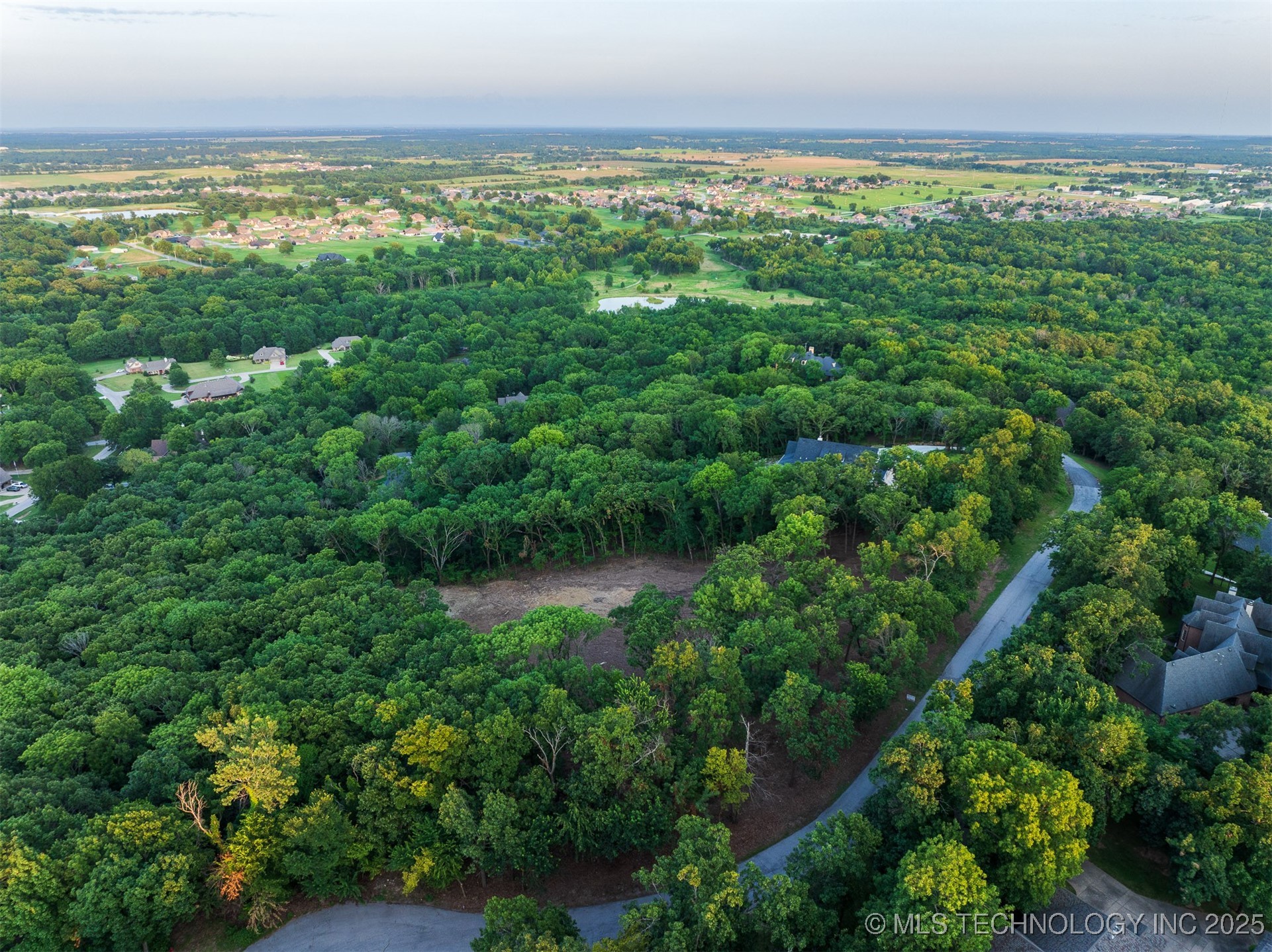 02 S 298th East Avenue Property Photo 12