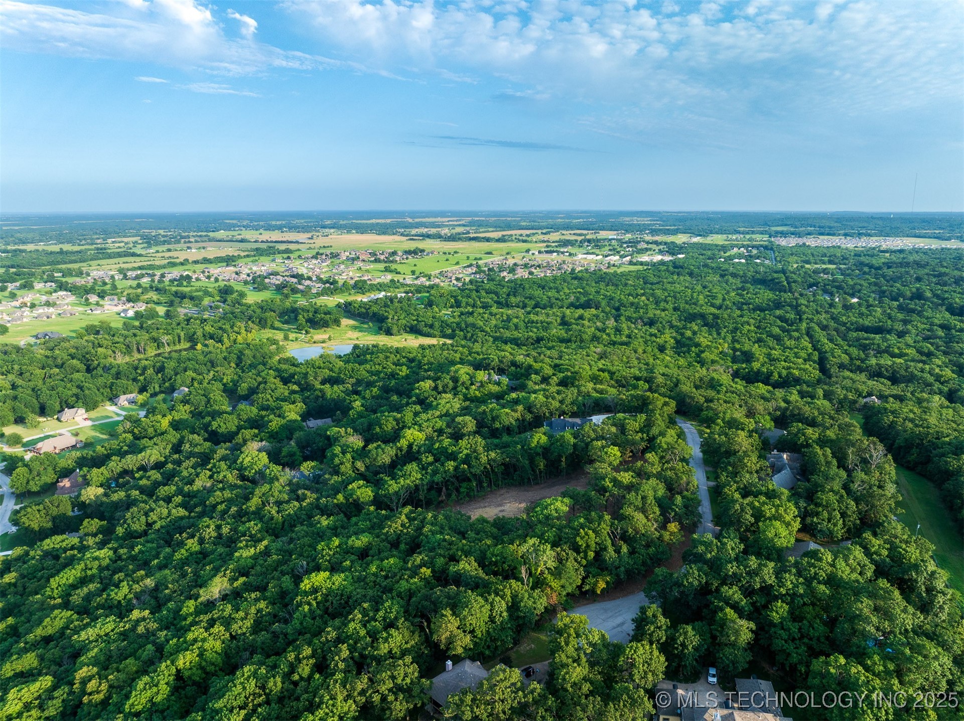 02 S 298th East Avenue Property Photo 32