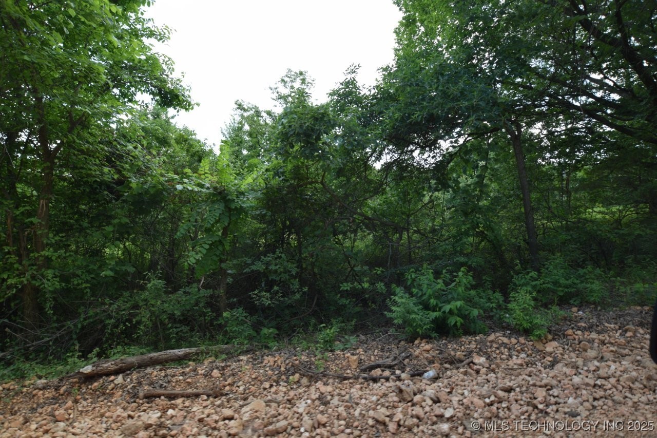 70331 E 360 Road Property Photo 12