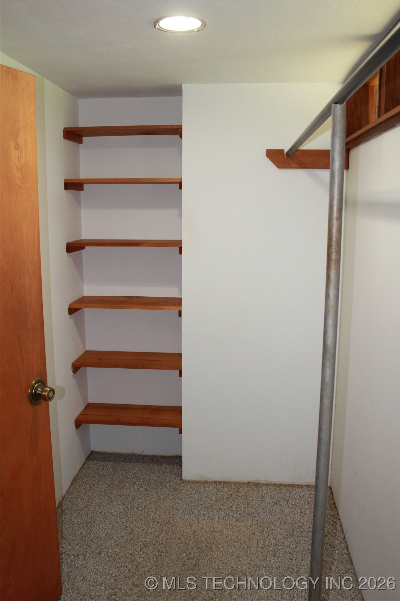 601 S Frey Street Property Photo 13