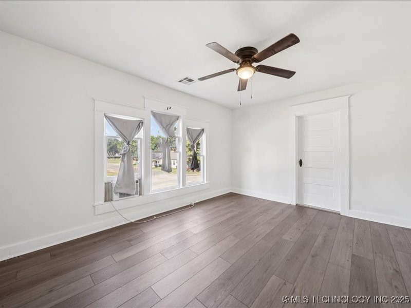 402 E Patti Page Boulevard Property Photo 12