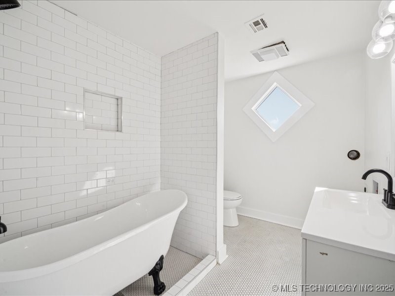 402 E Patti Page Boulevard Property Photo 18