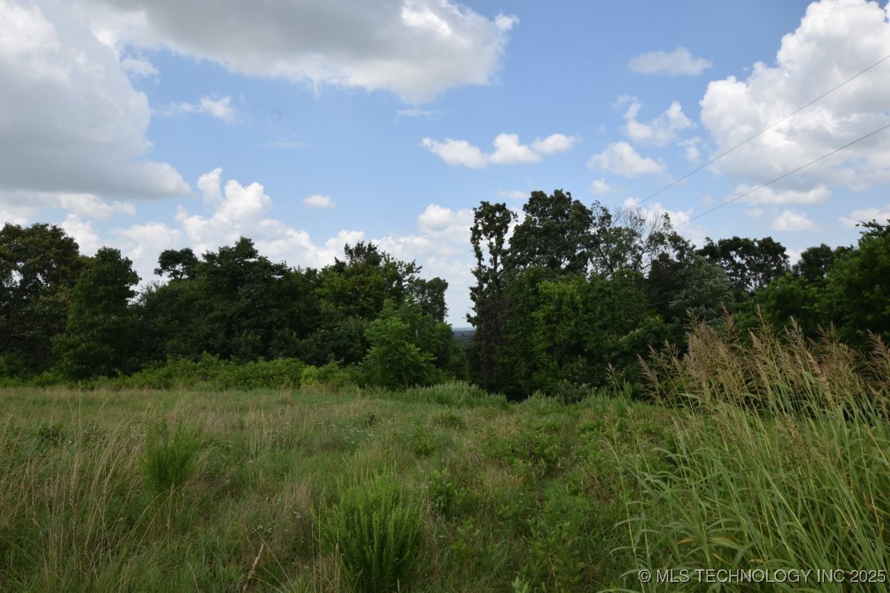 70251 E 360 Road Property Photo 11