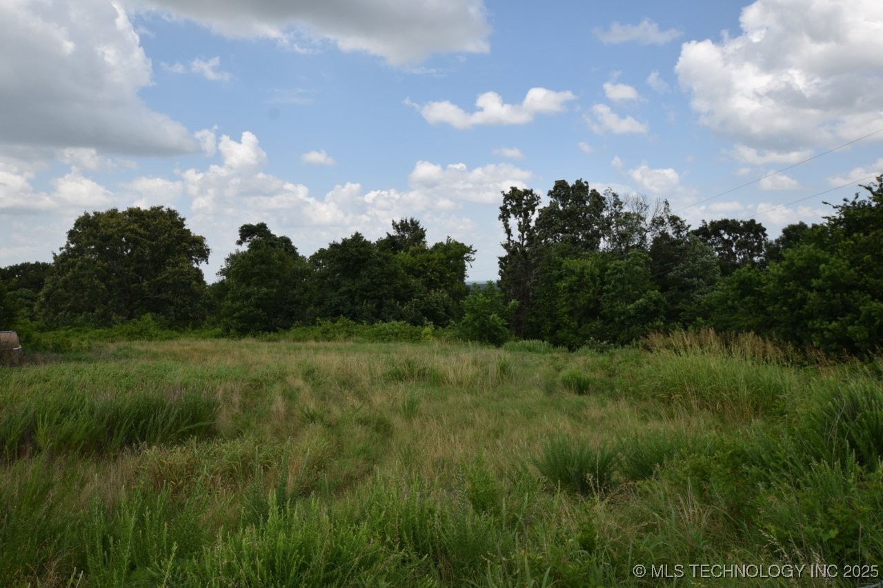 70251 E 360 Road Property Photo 13