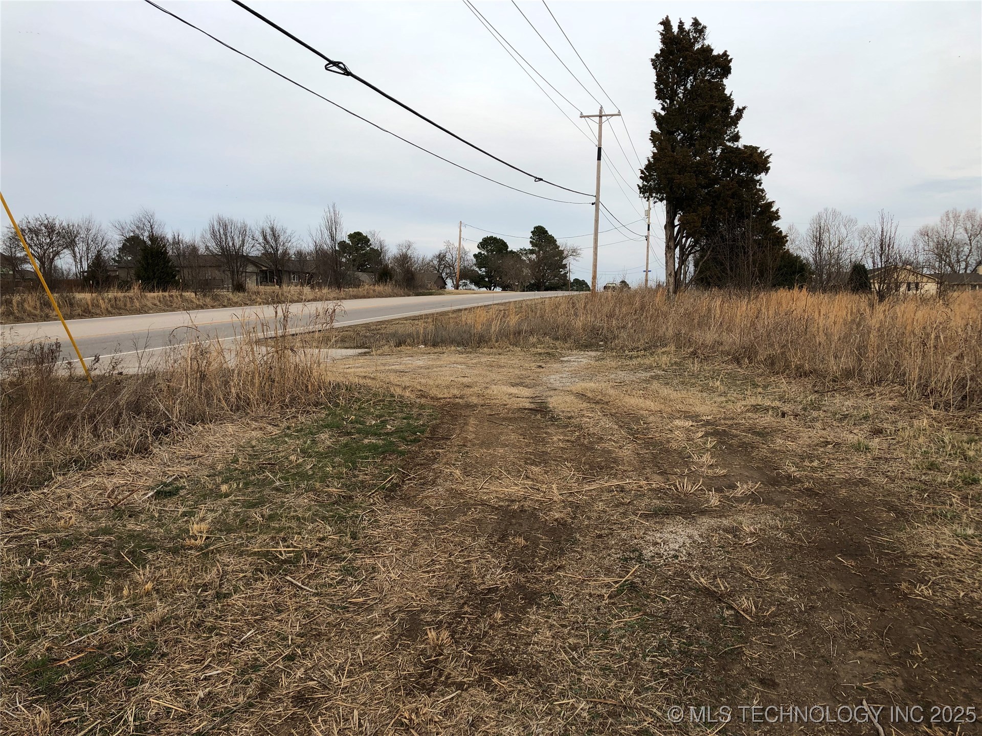 17810 E 101st Street Property Photo 5