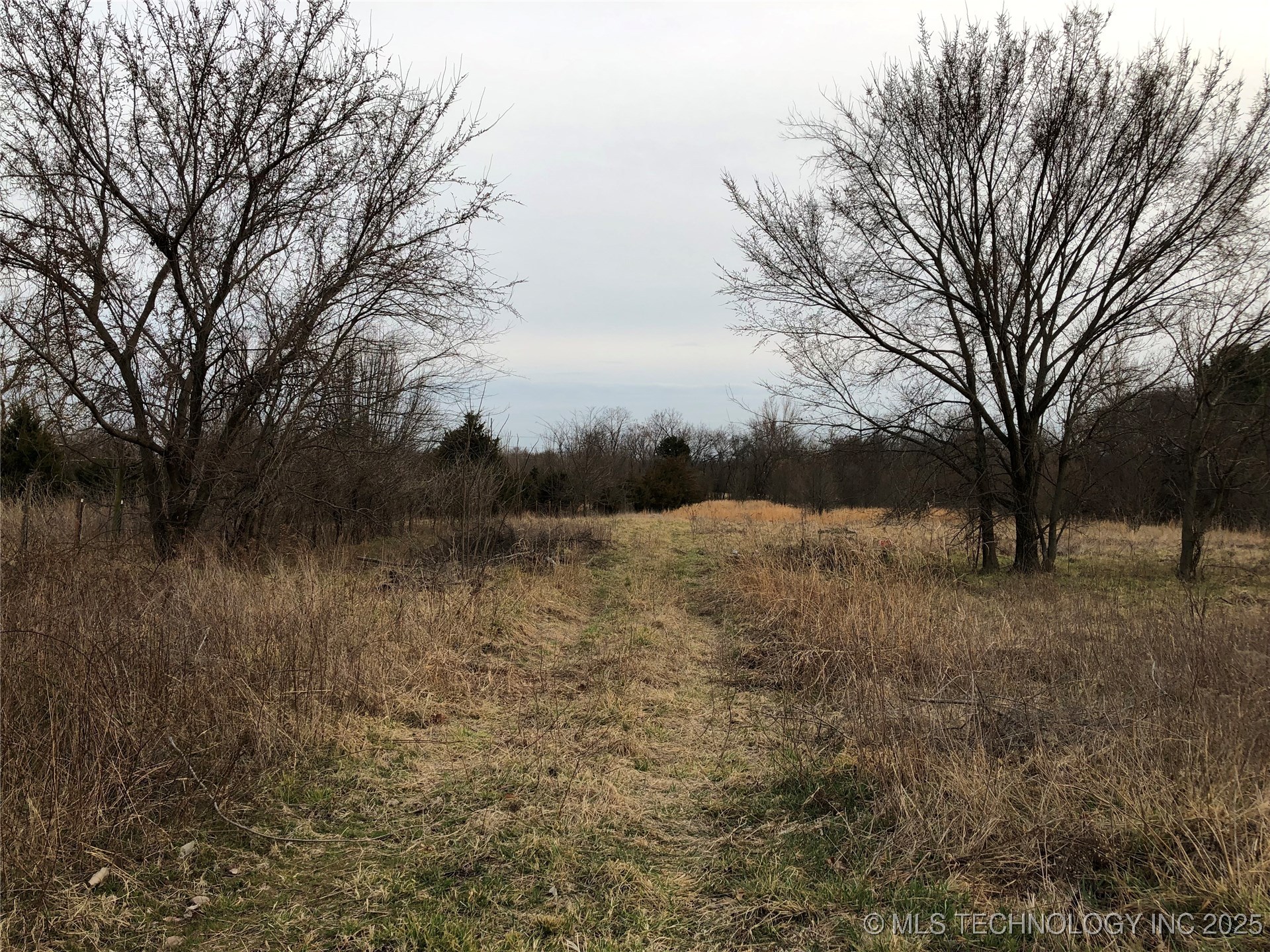 17810 E 101st Street Property Photo 6