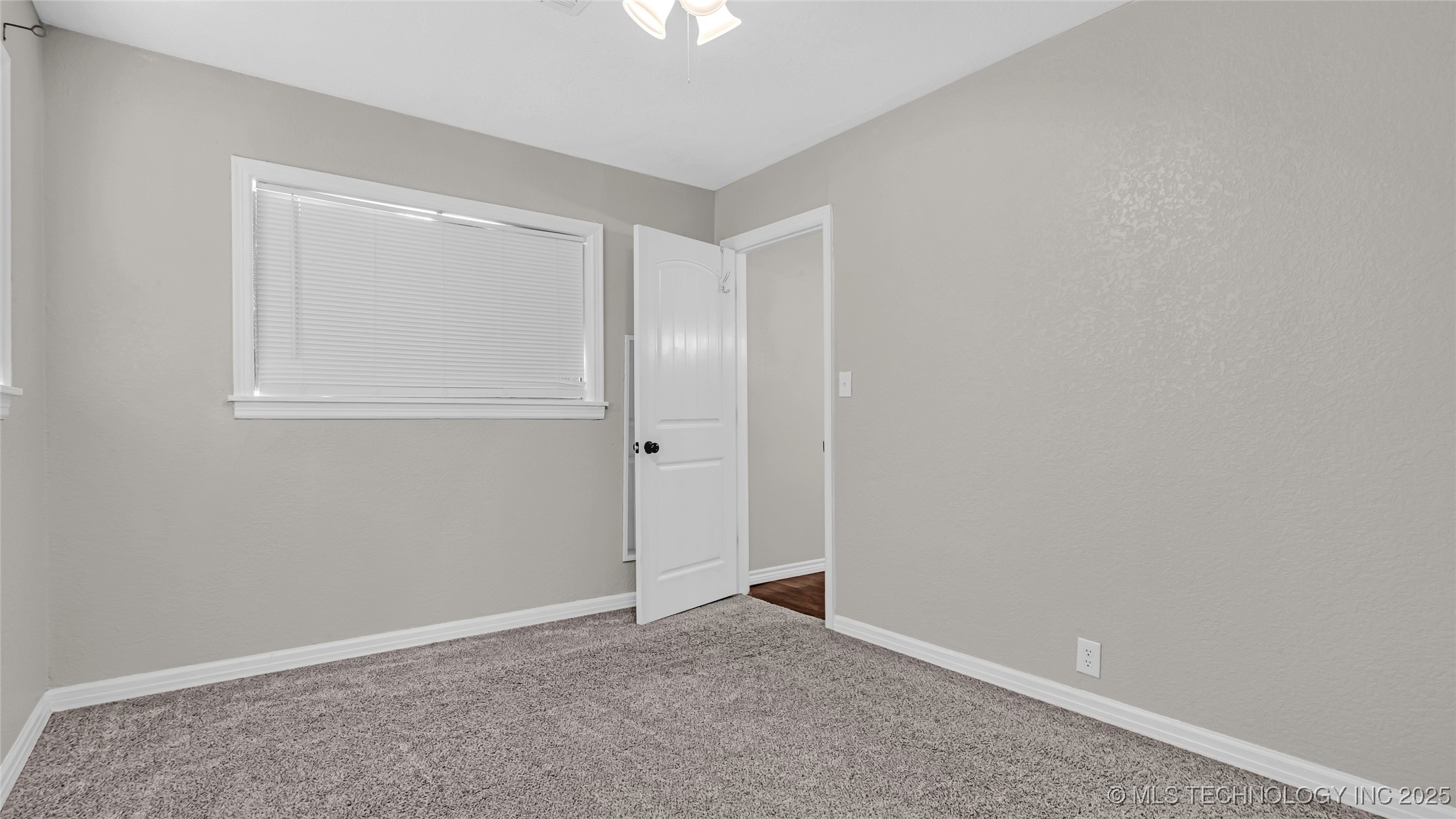 1412 Healdton Boulevard Property Photo 15