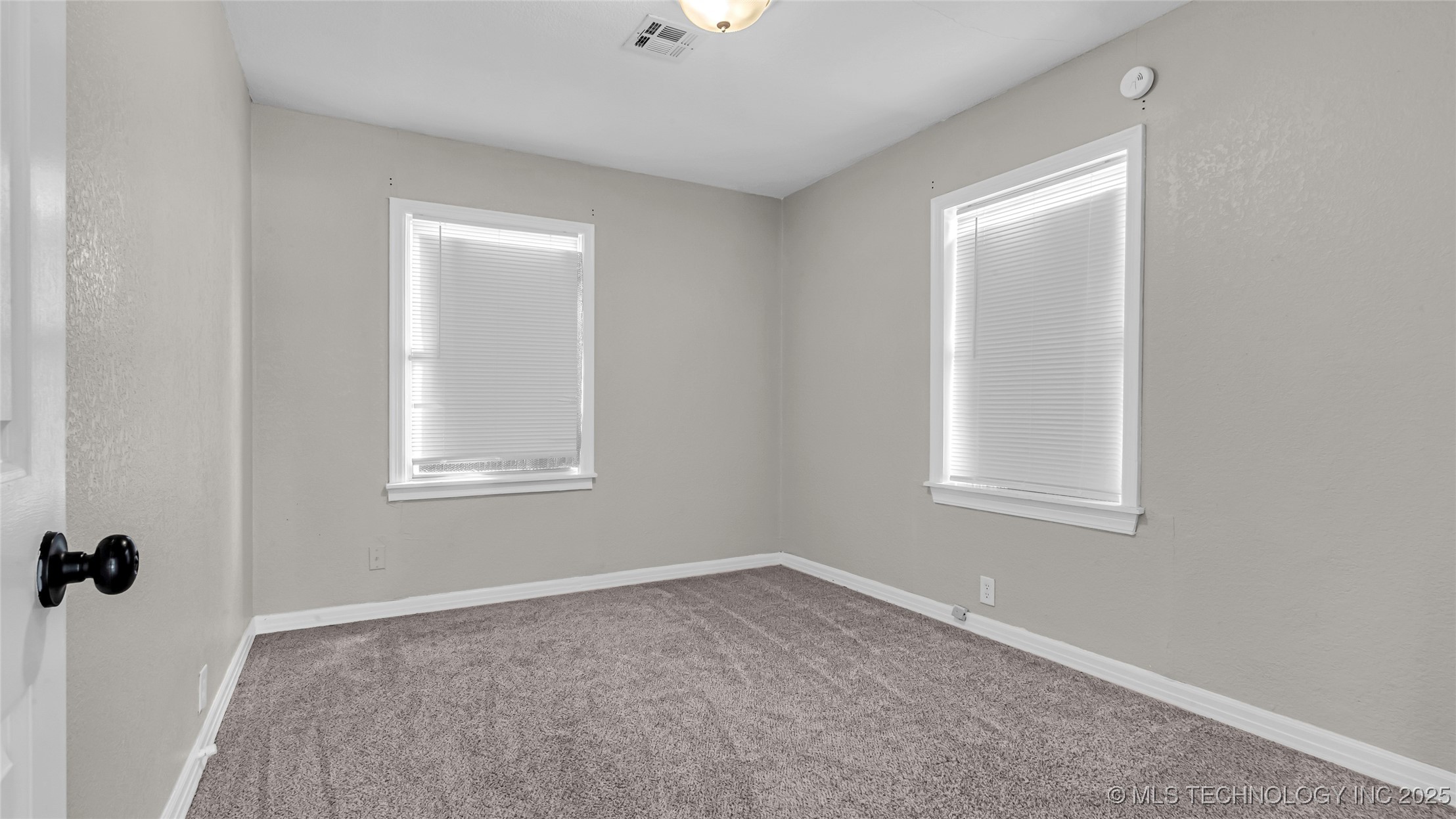 1412 Healdton Boulevard Property Photo 16