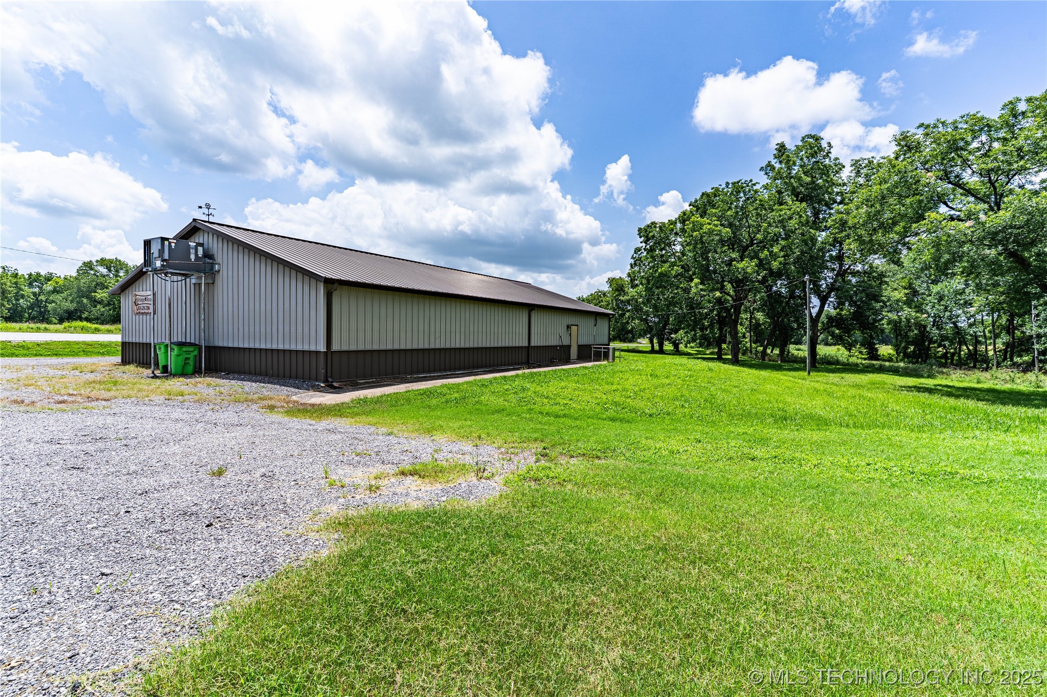 23350 W Hwy 16 Property Photo 3