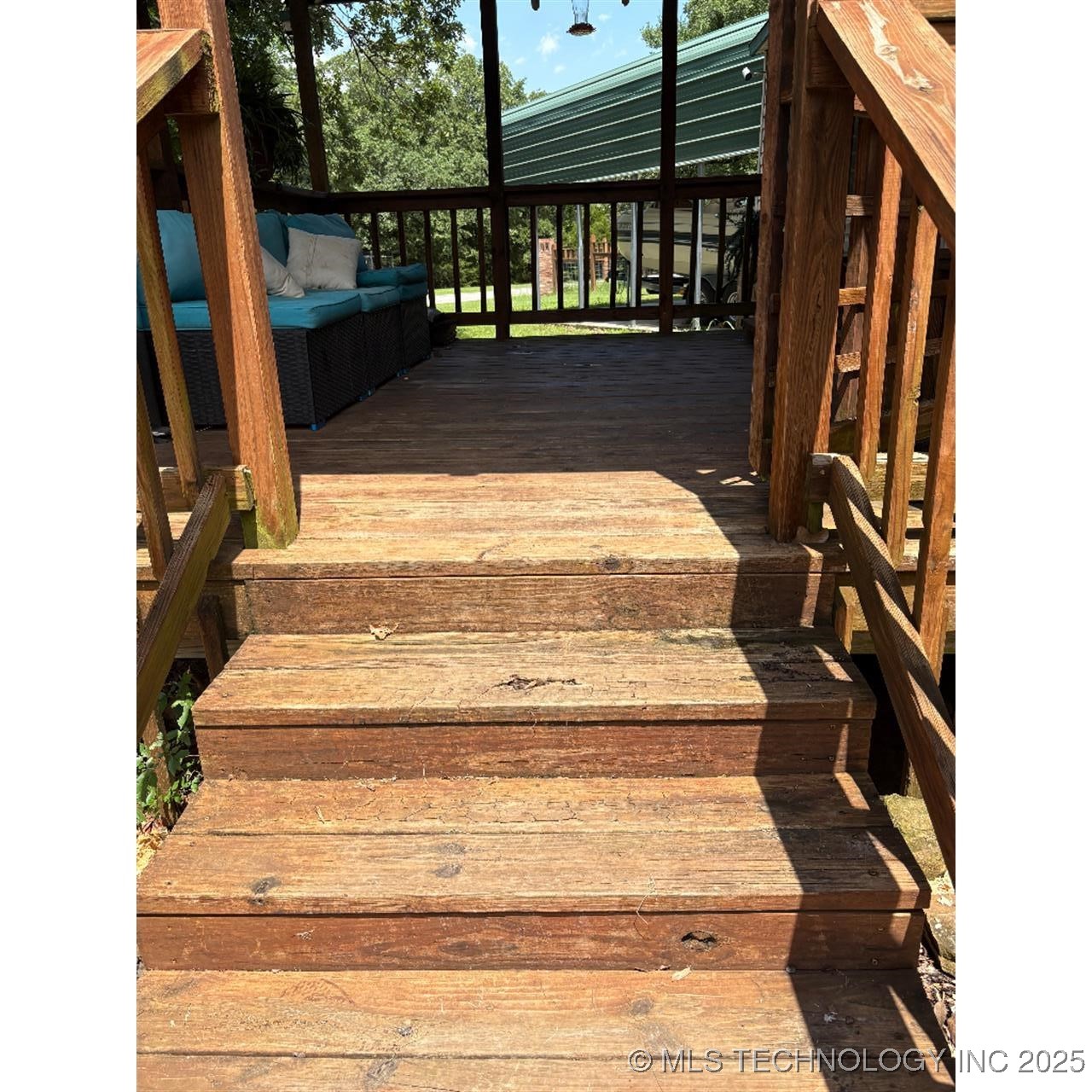 1088 Arrowhead Property Photo 9