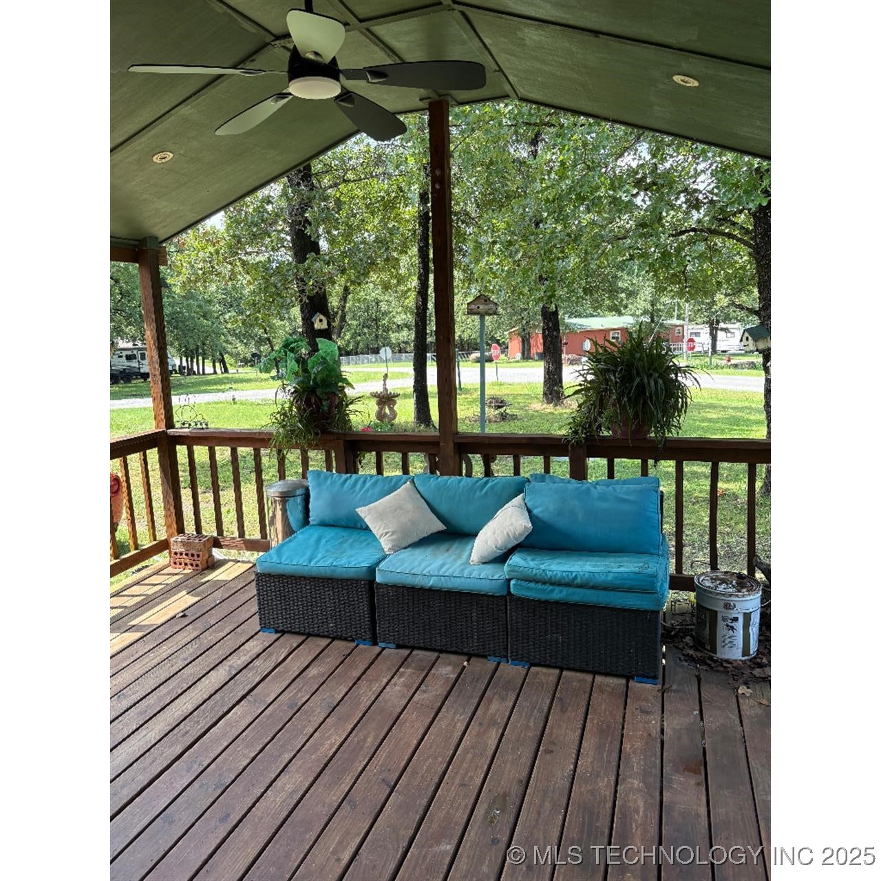 1088 Arrowhead Property Photo 13