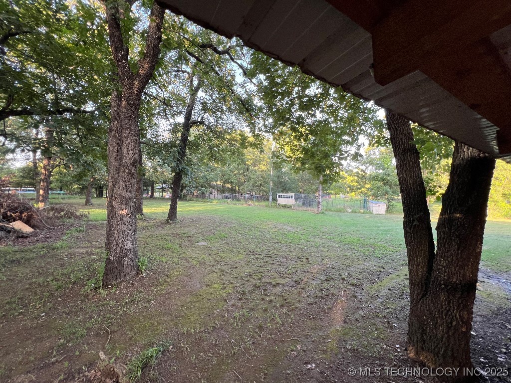 1088 Arrowhead Property Photo 16