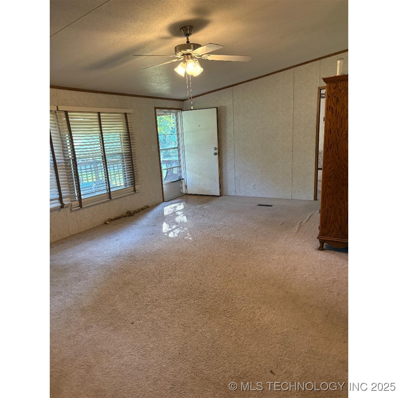 1088 Arrowhead Property Photo 25