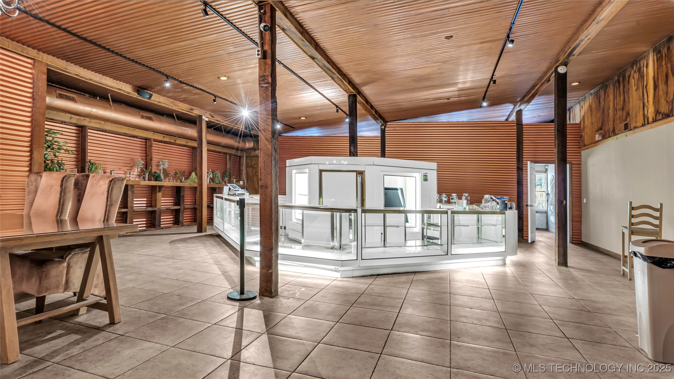 4565 Us Hwy 77 Property Photo 9