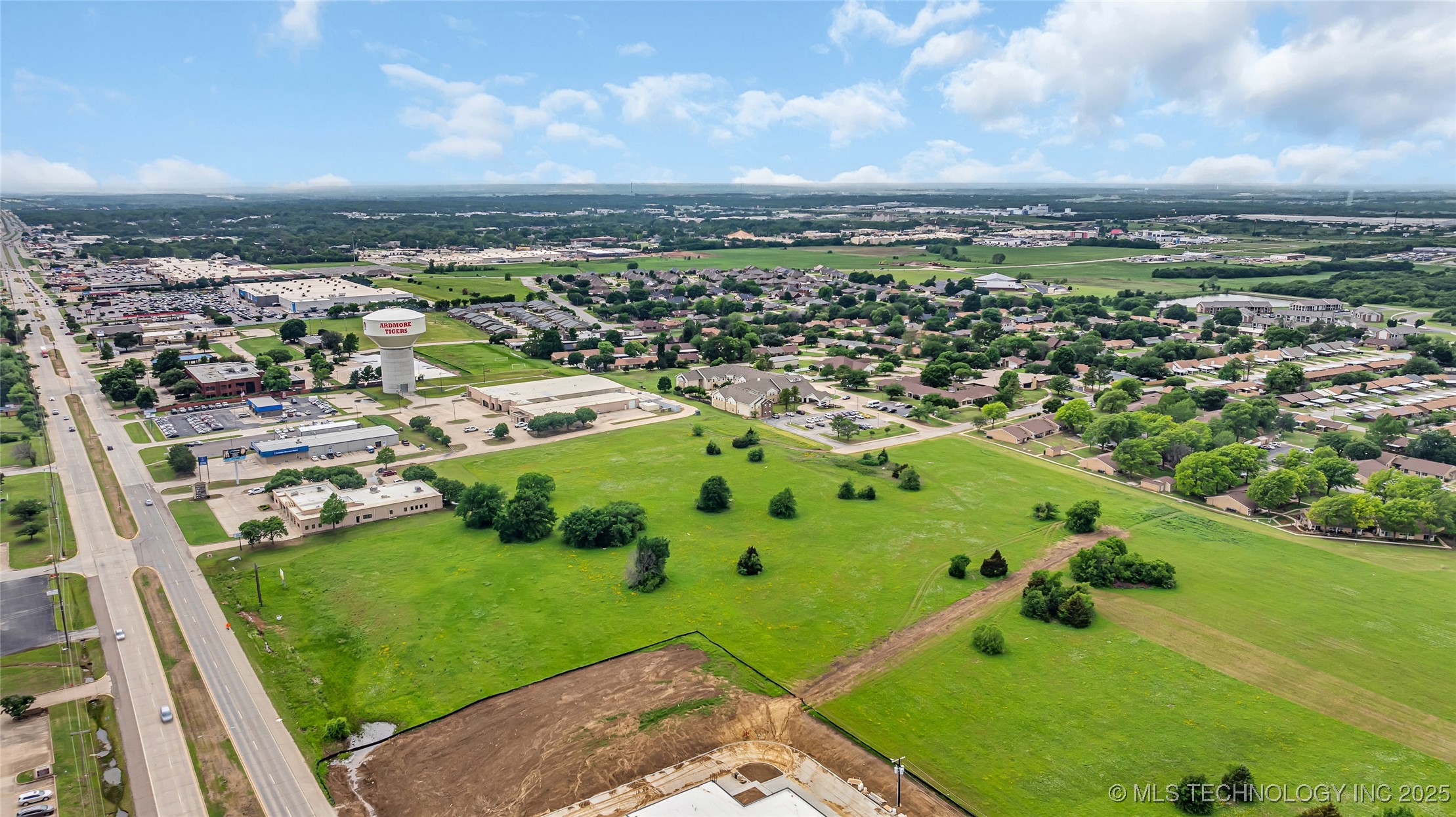 0 N Commerce Property Photo 4