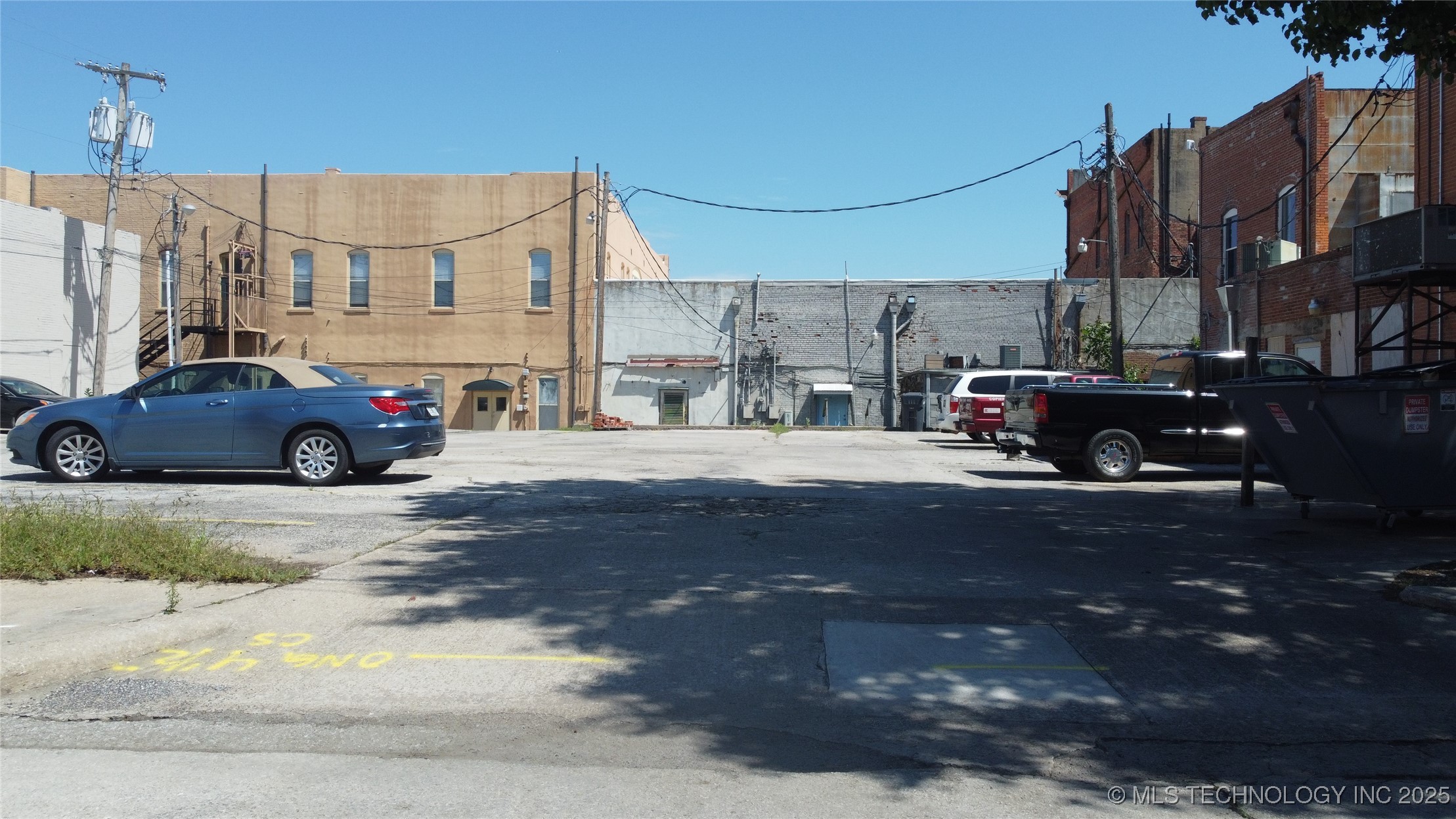 A Street Nw Property Photo 4