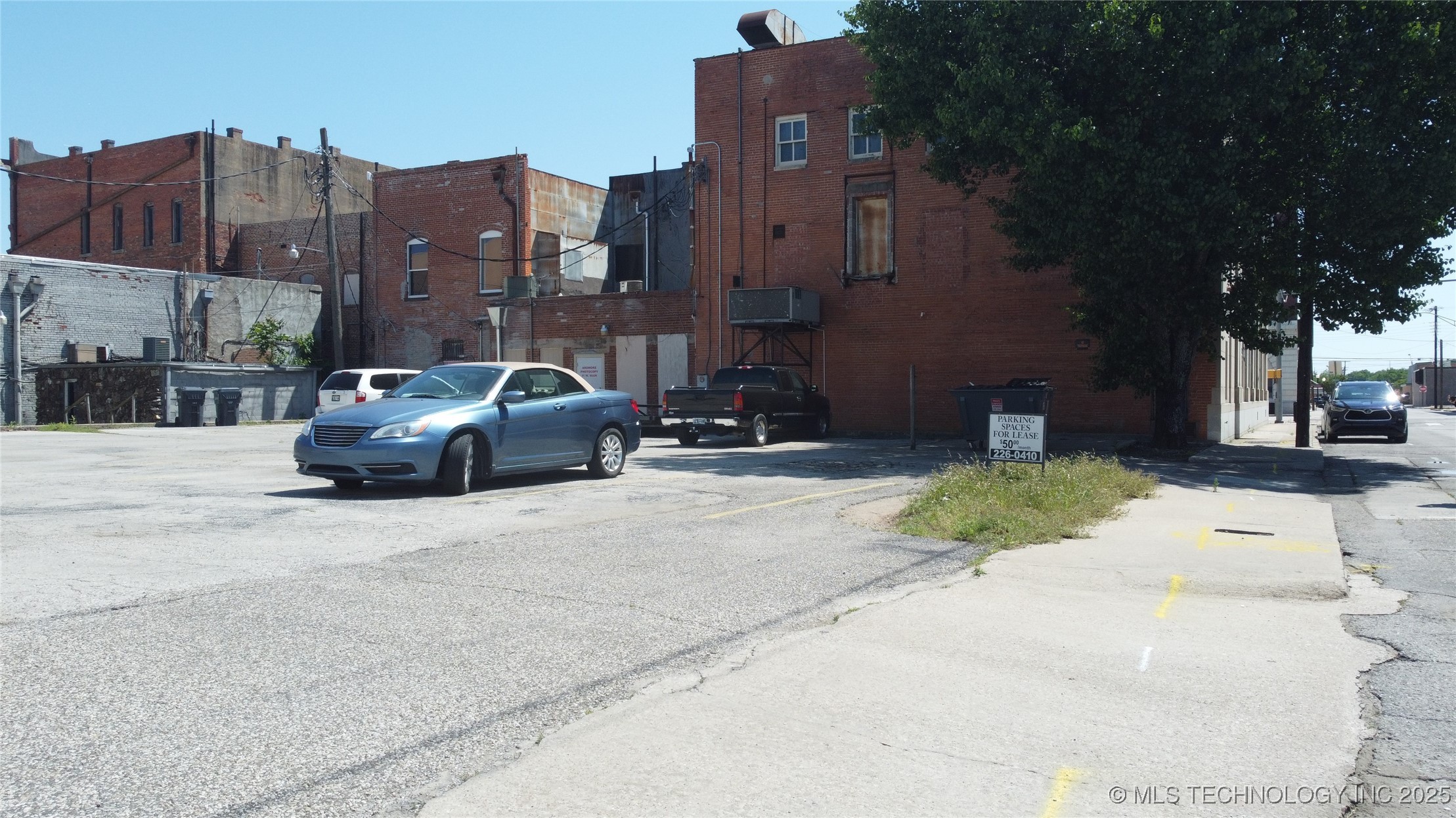 A Street Nw Property Photo 5