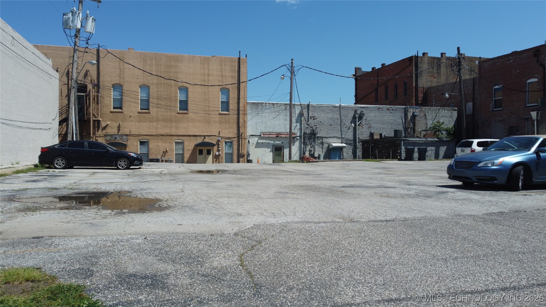 A Street Nw Property Photo 7