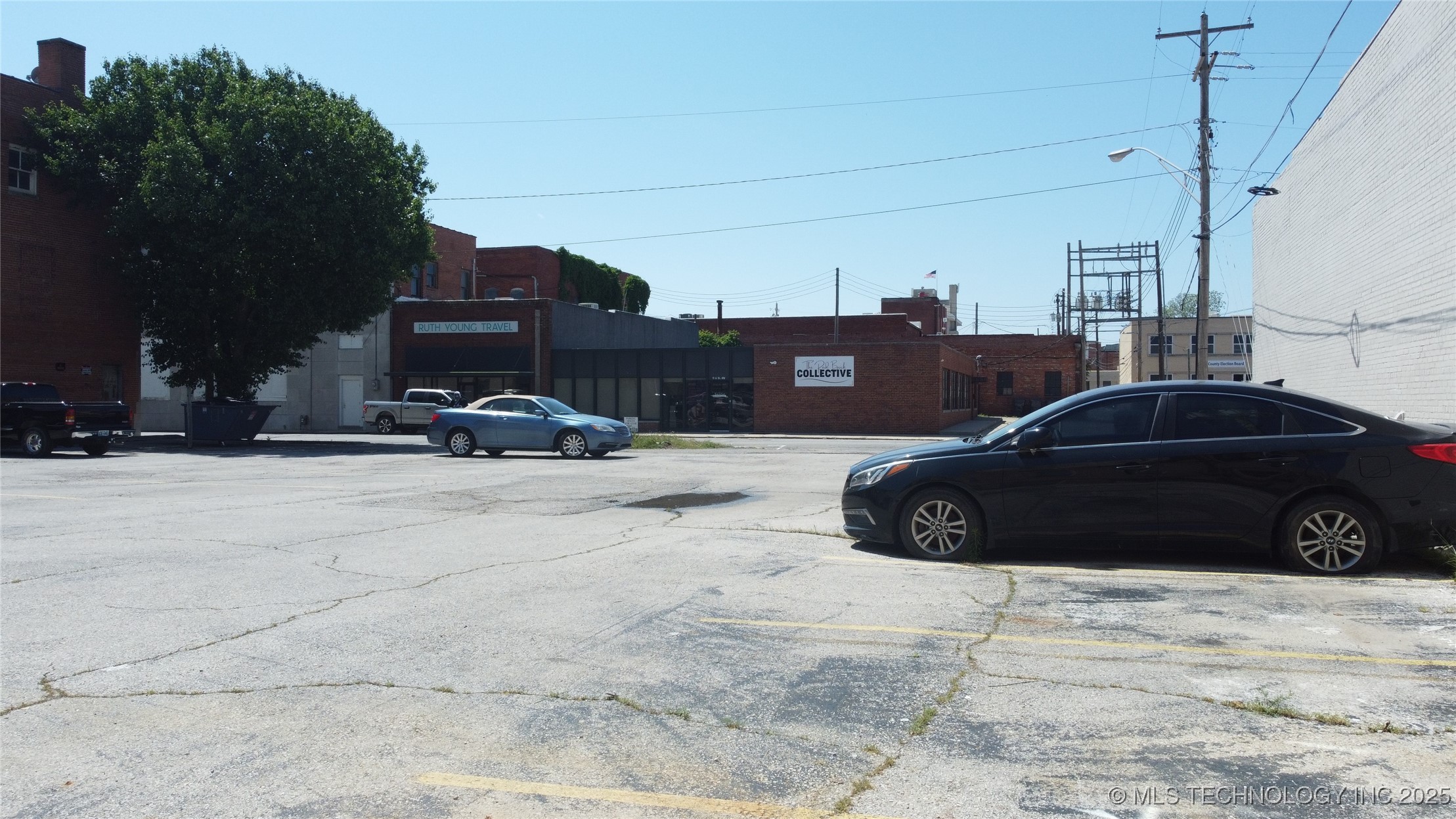 A Street Nw Property Photo 9