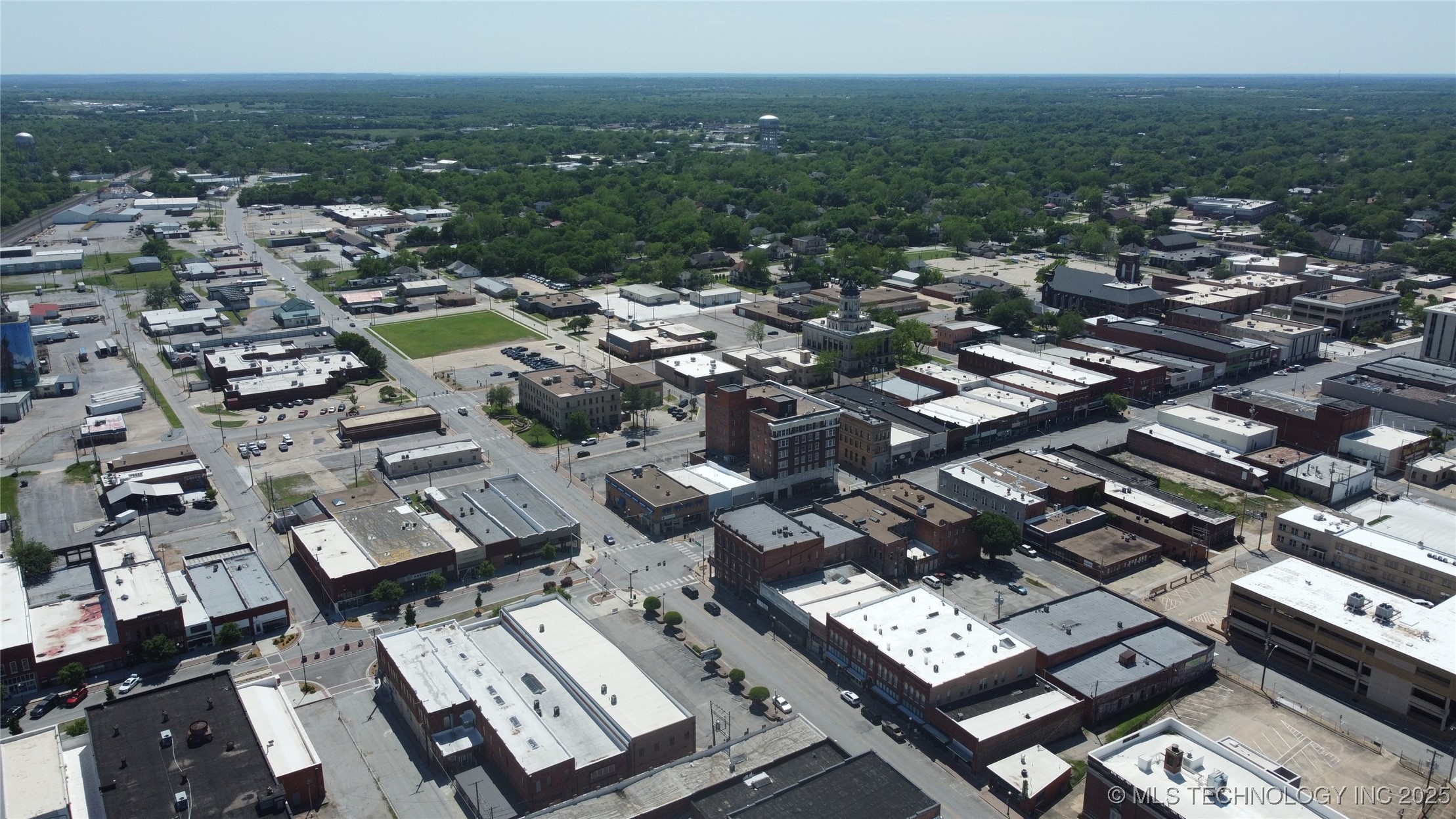 A Street Nw Property Photo 11