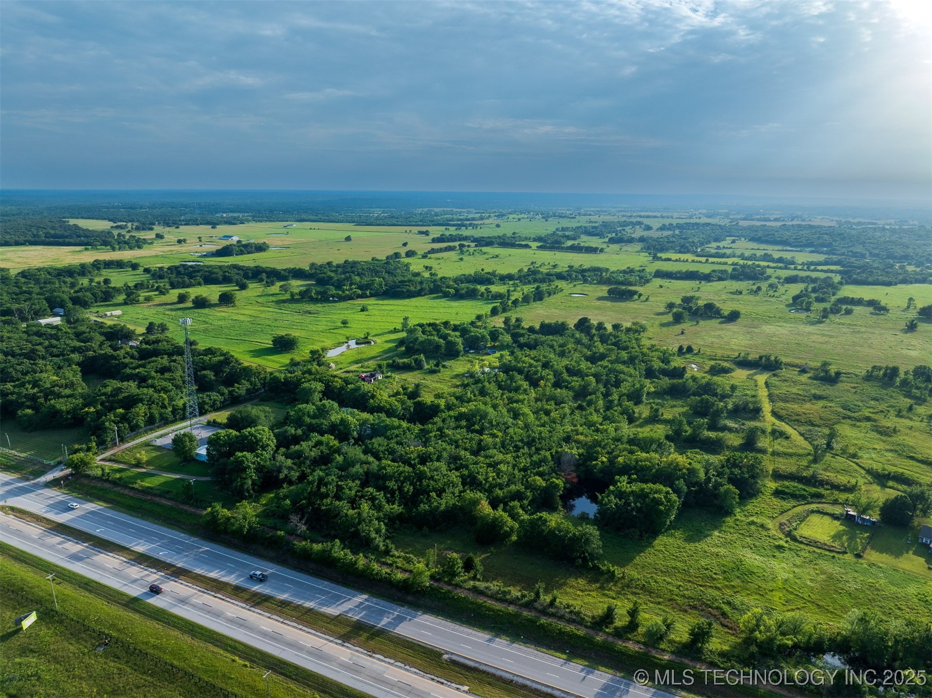 10 Little Road Property Photo 3