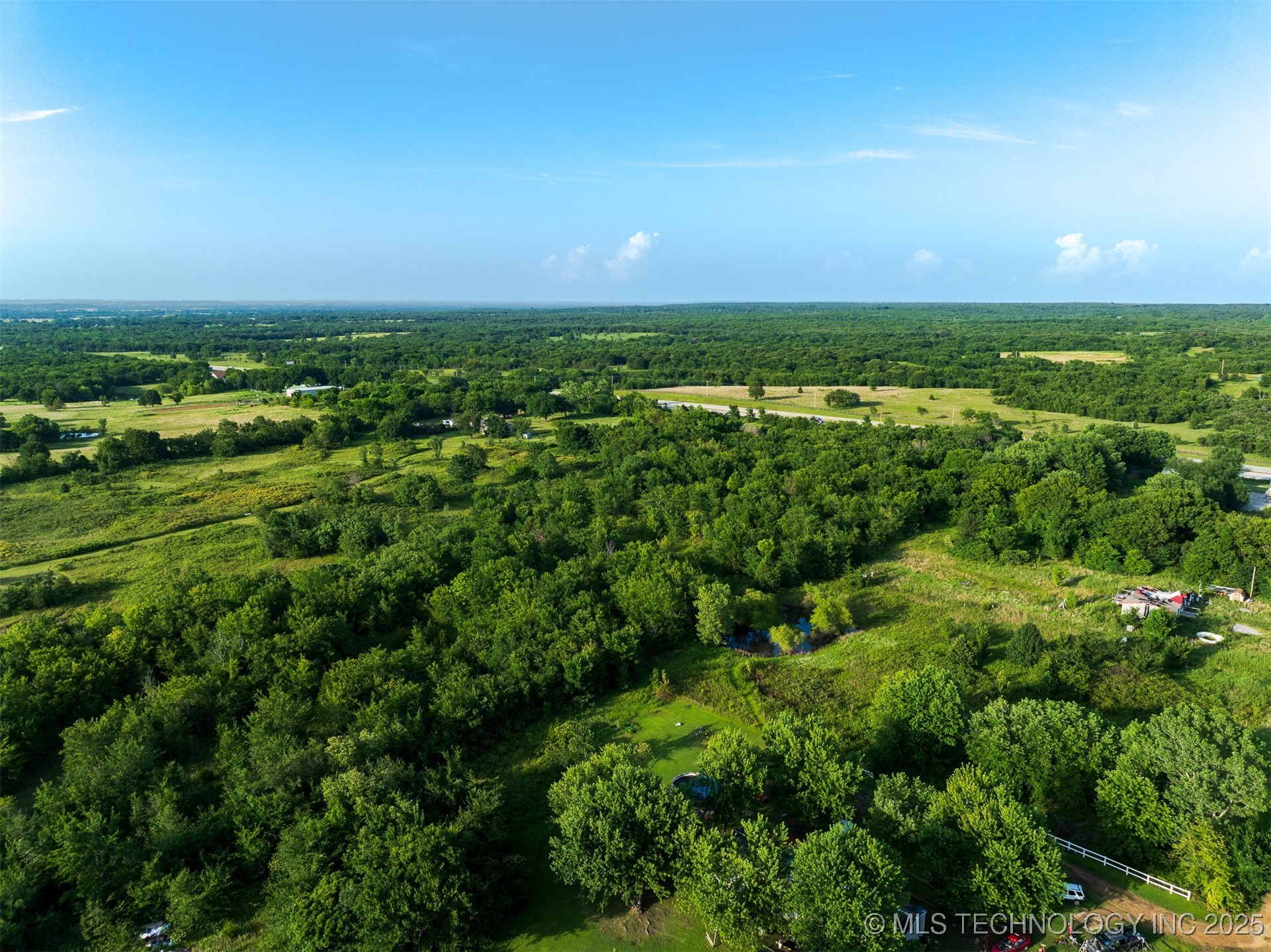 10 Little Road Property Photo 6