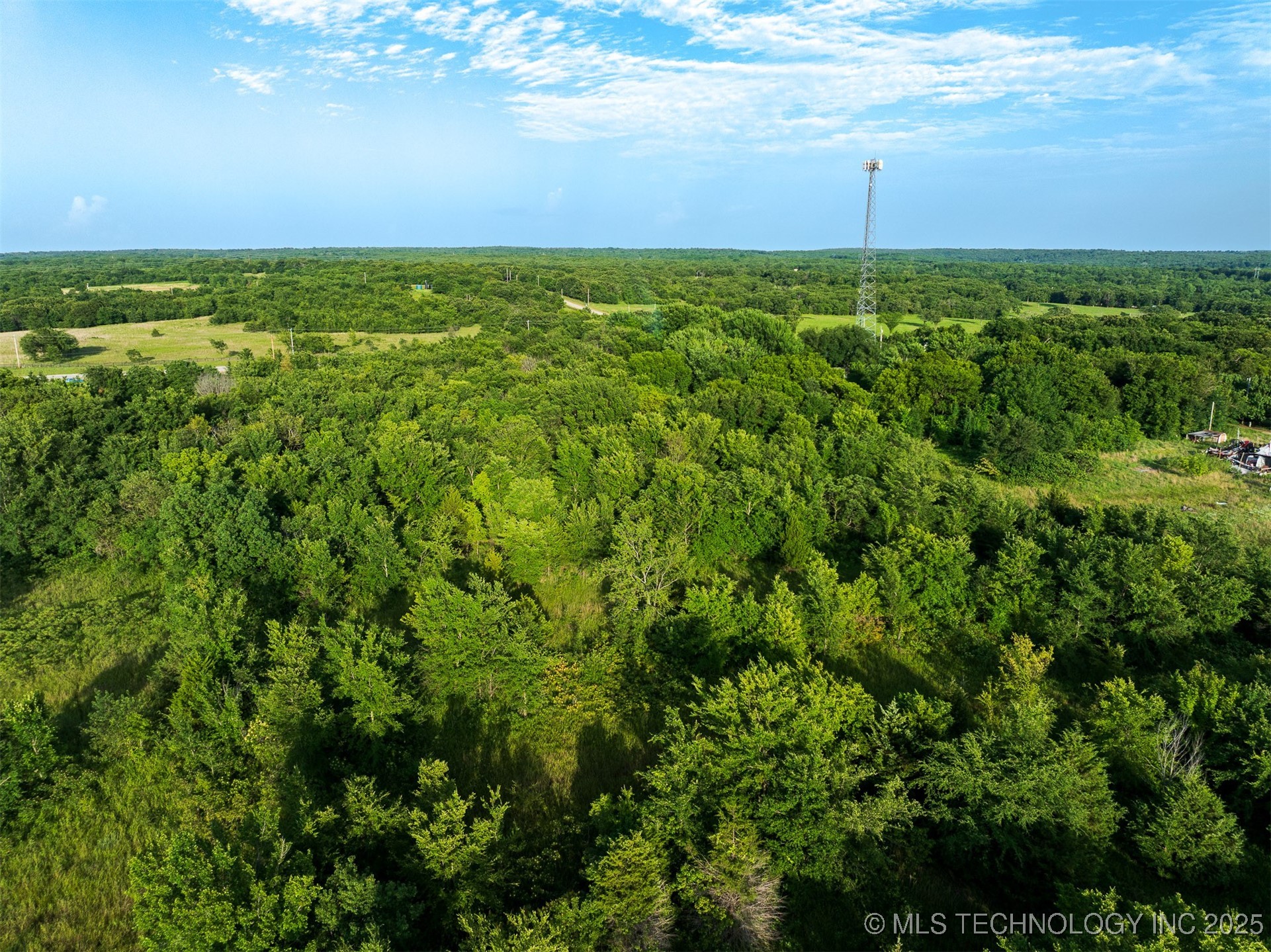 10 Little Road Property Photo 12