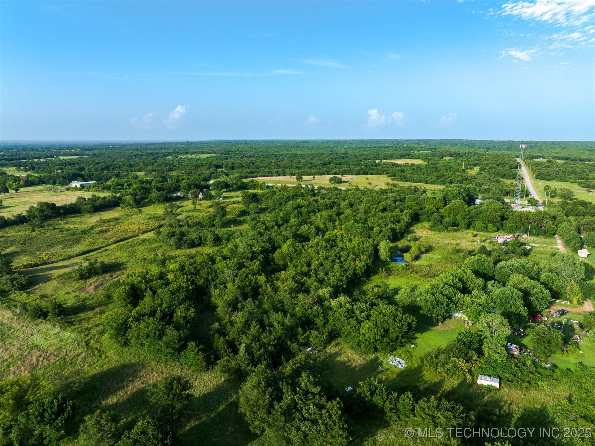 10 Little Road Property Photo 14