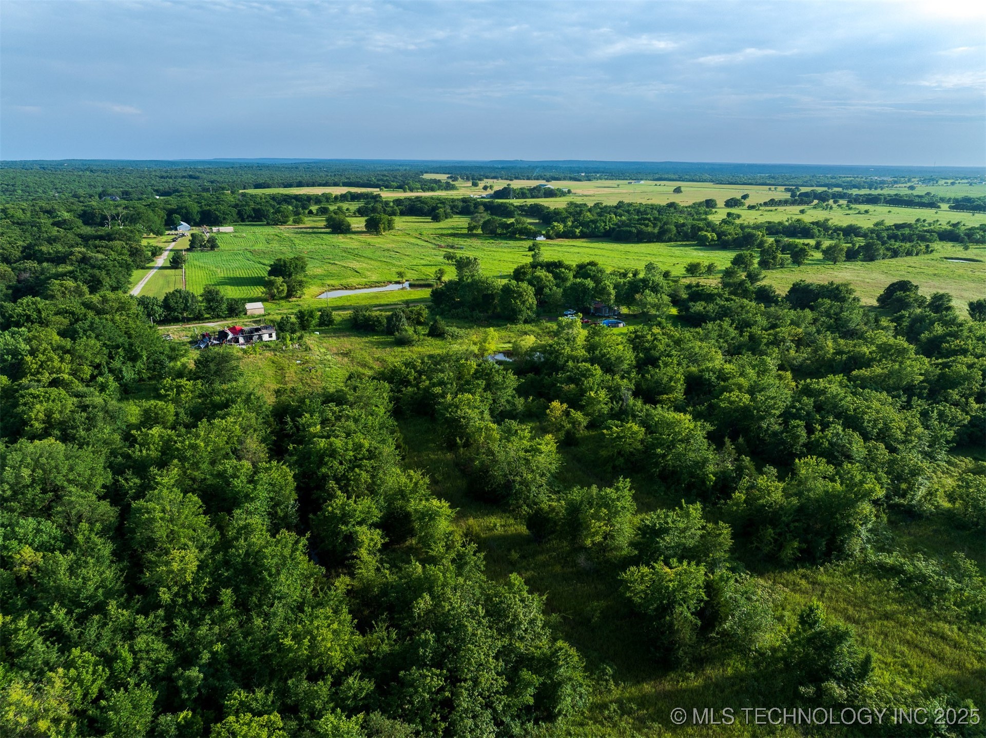 10 Little Road Property Photo 15