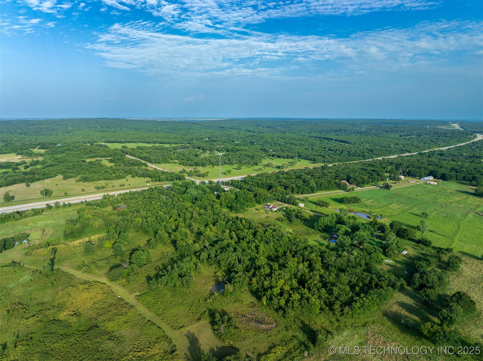 10 Little Road Property Photo 17