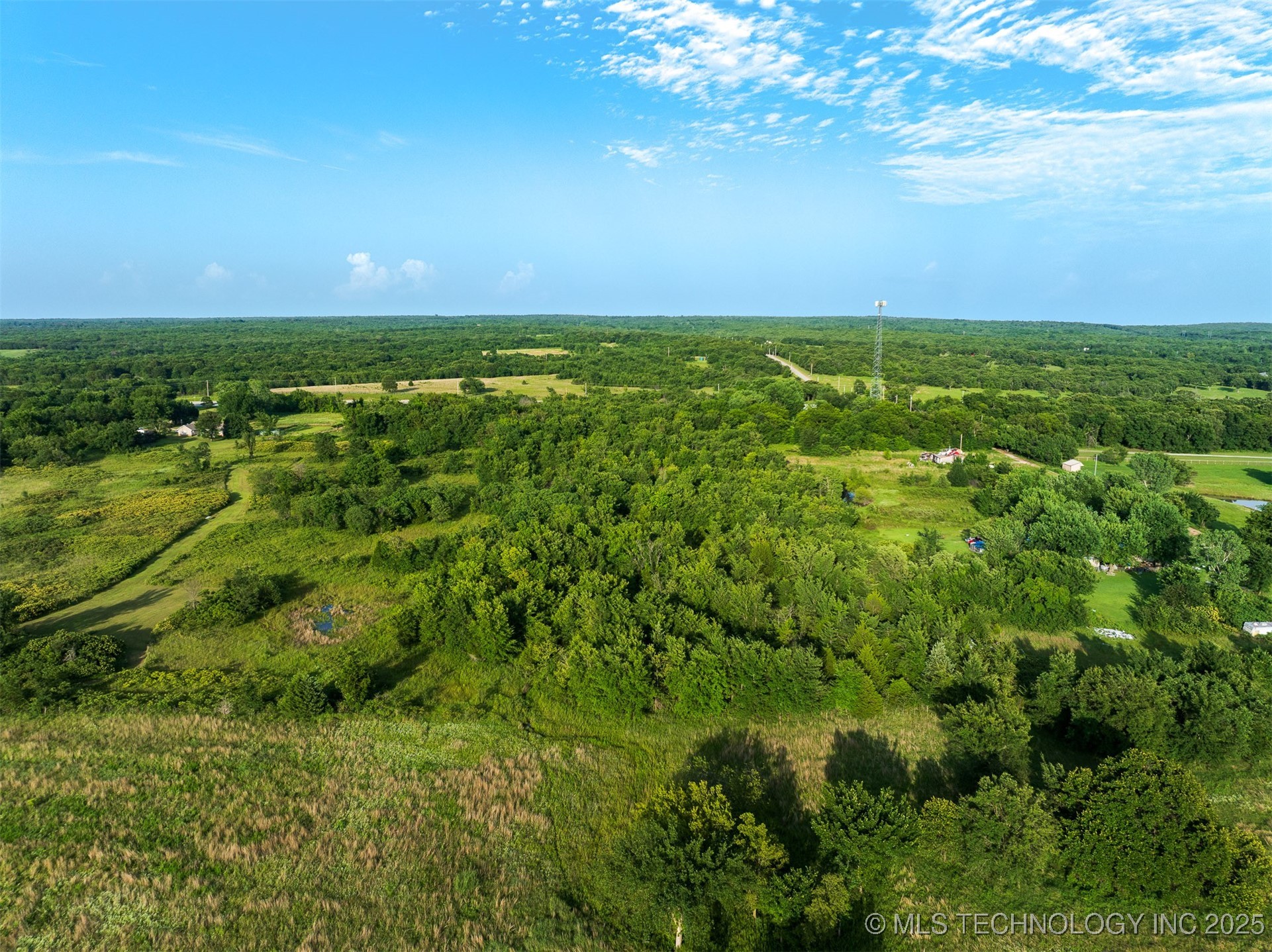 10 Little Road Property Photo 18