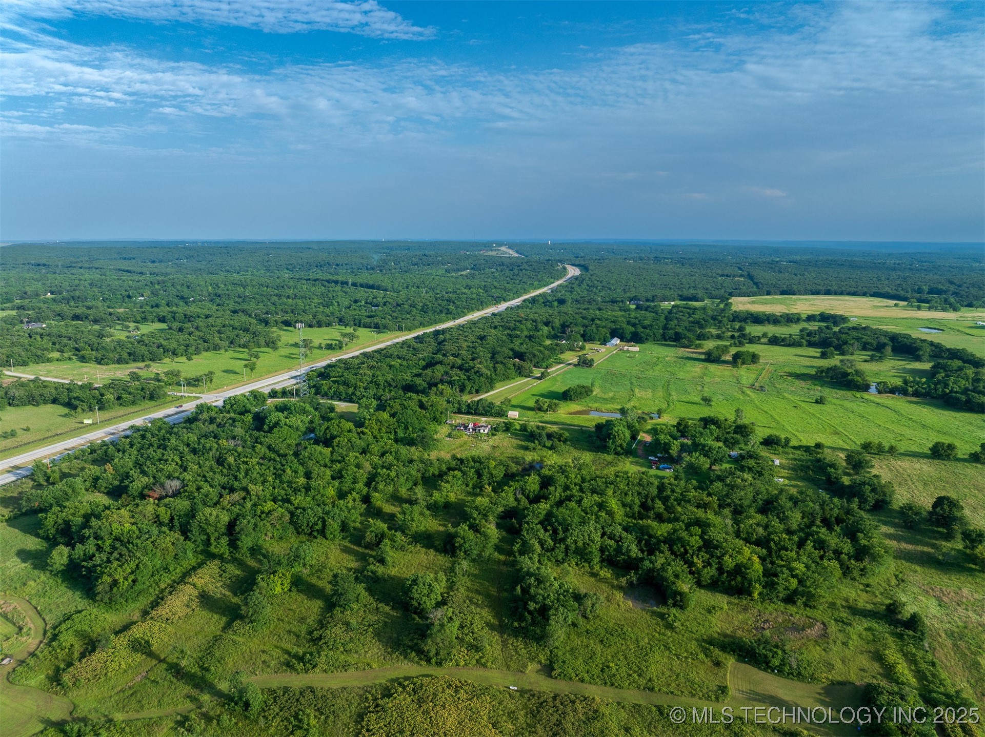 10 Little Road Property Photo 21