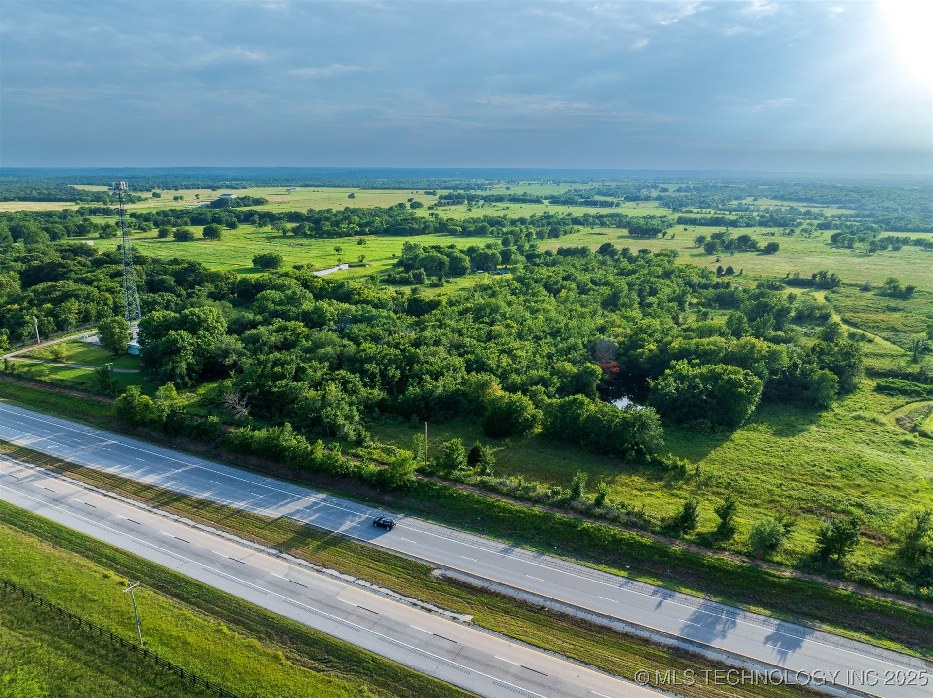 10 Little Road Property Photo 29