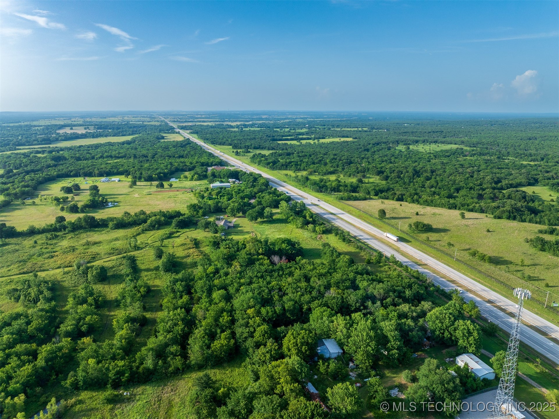 10 Little Road Property Photo 31