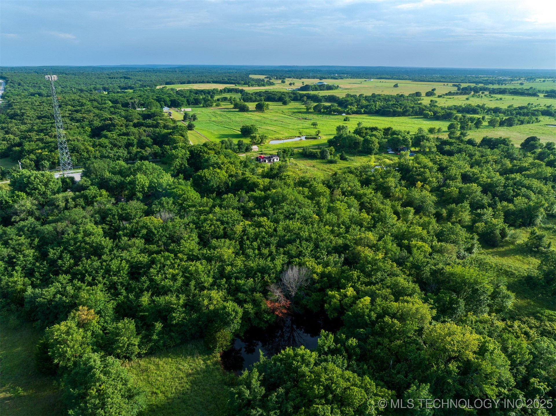 10 Little Road Property Photo 33