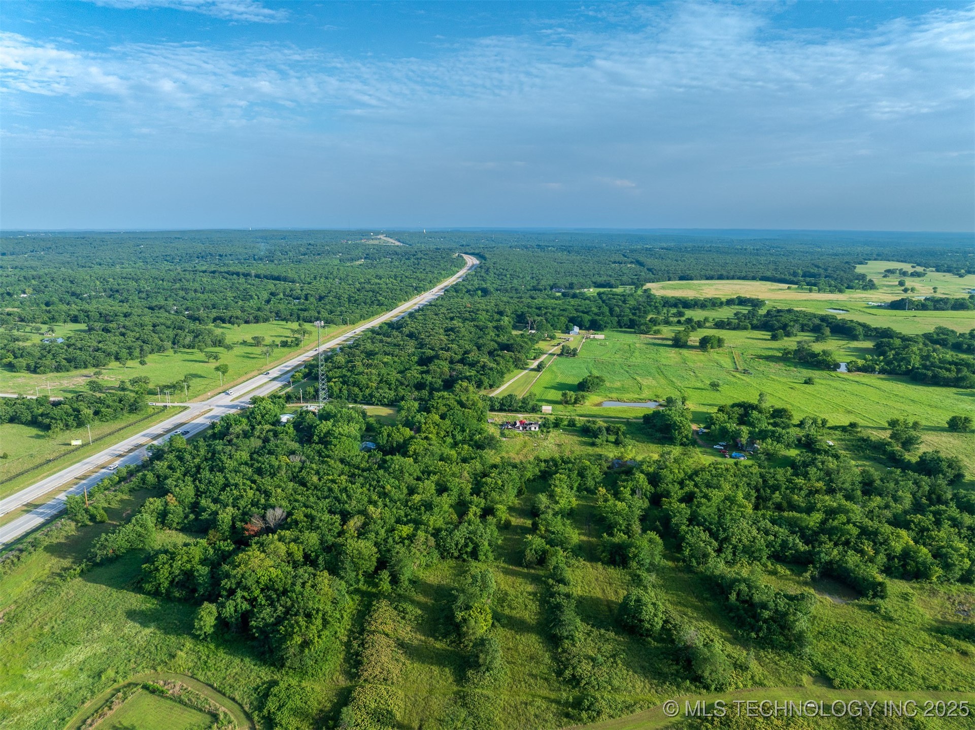 10 Little Road Property Photo 34