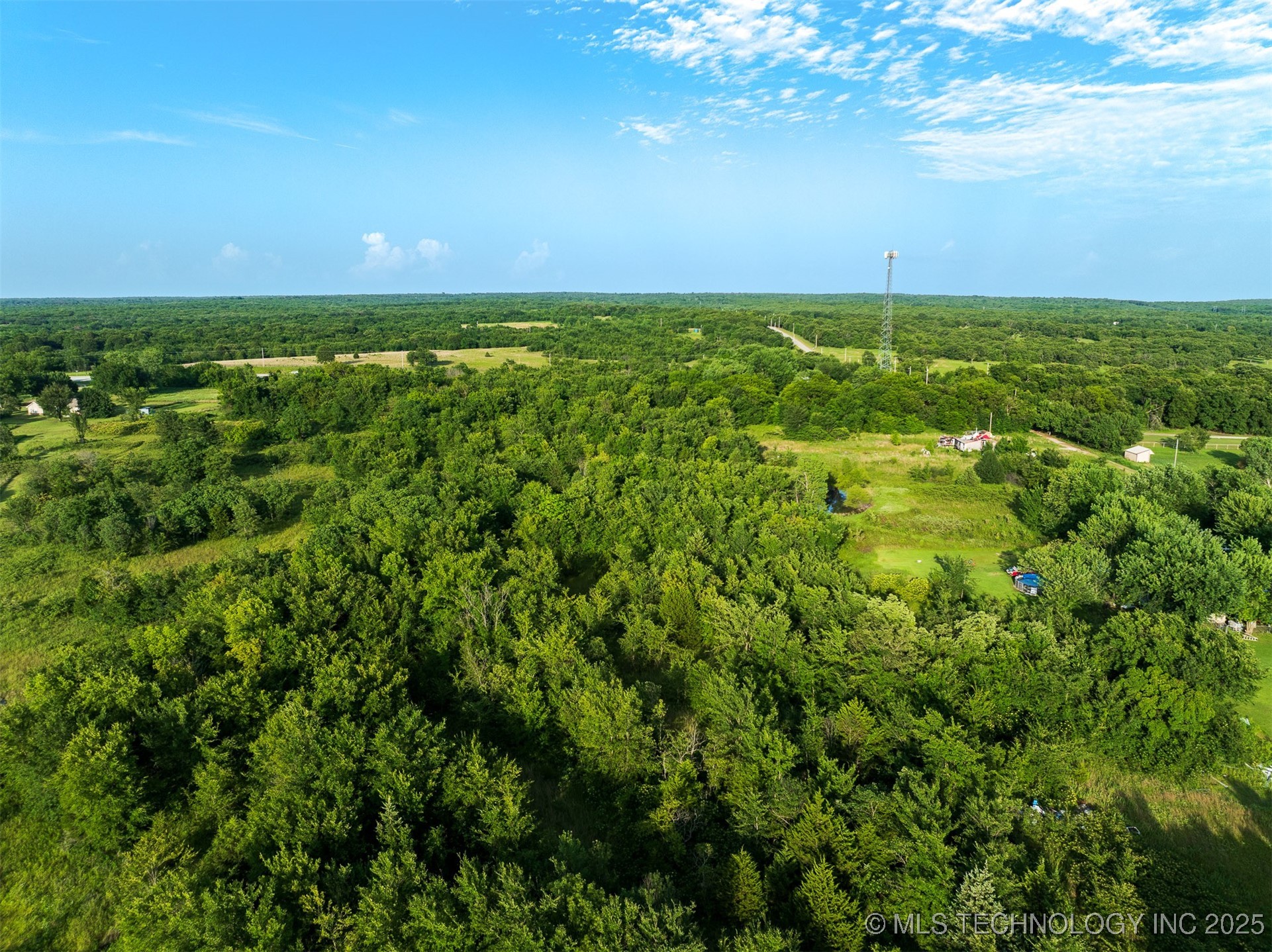 10 Little Road Property Photo 36