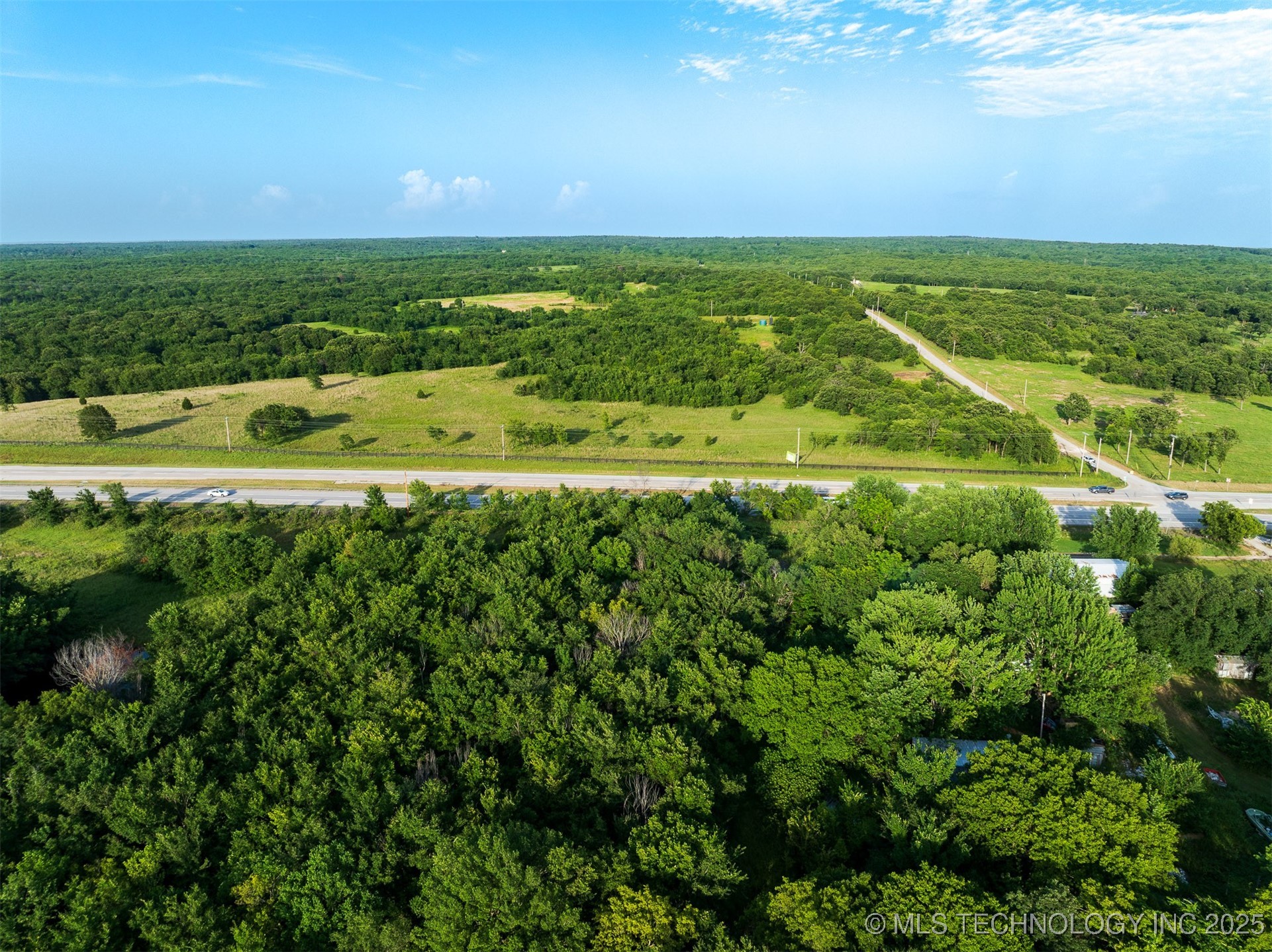 10 Little Road Property Photo 37