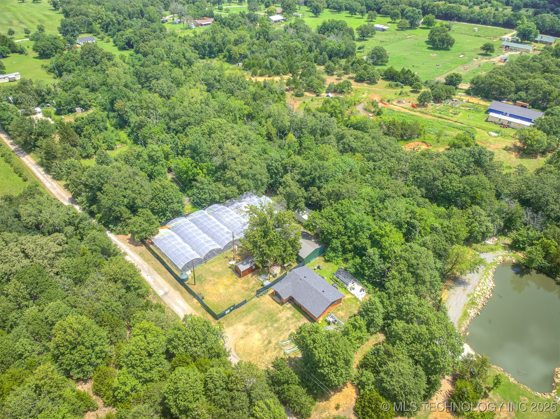 20239 Bern Property Photo 1