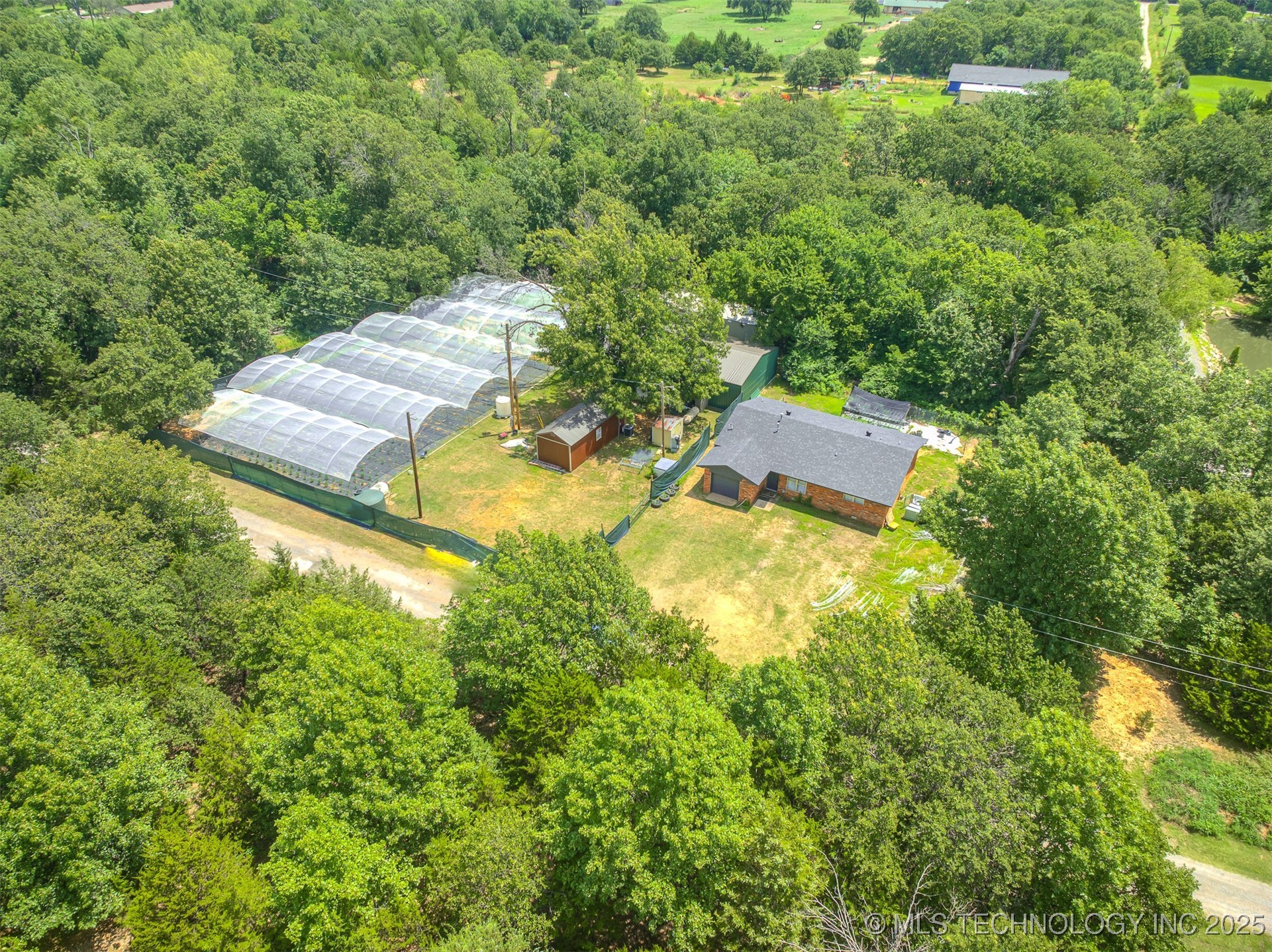 20239 Bern Property Photo 3