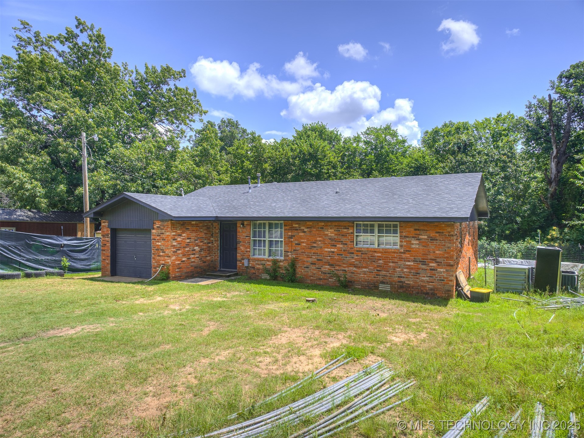 20239 Bern Property Photo 8