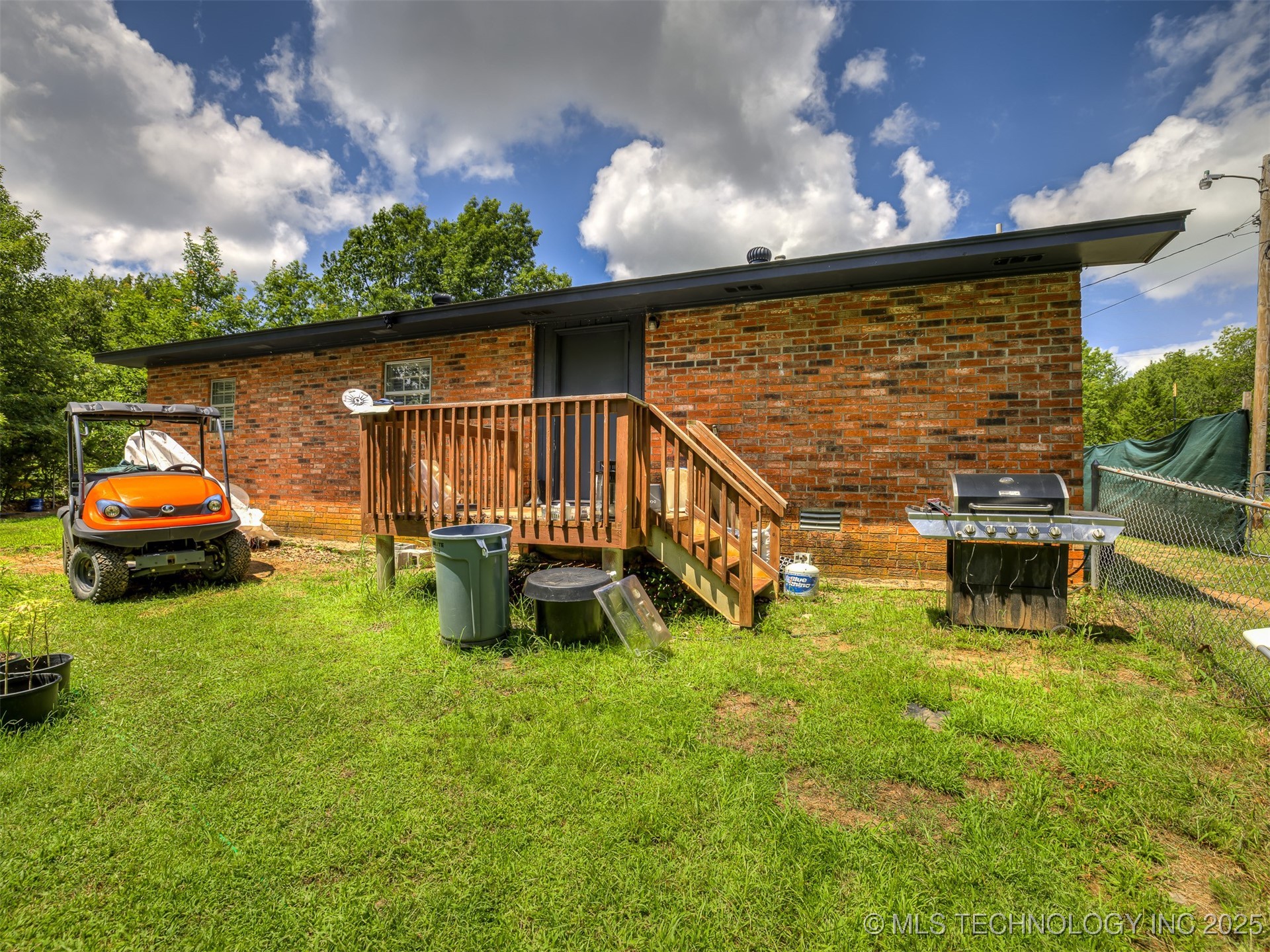 20239 Bern Property Photo 10