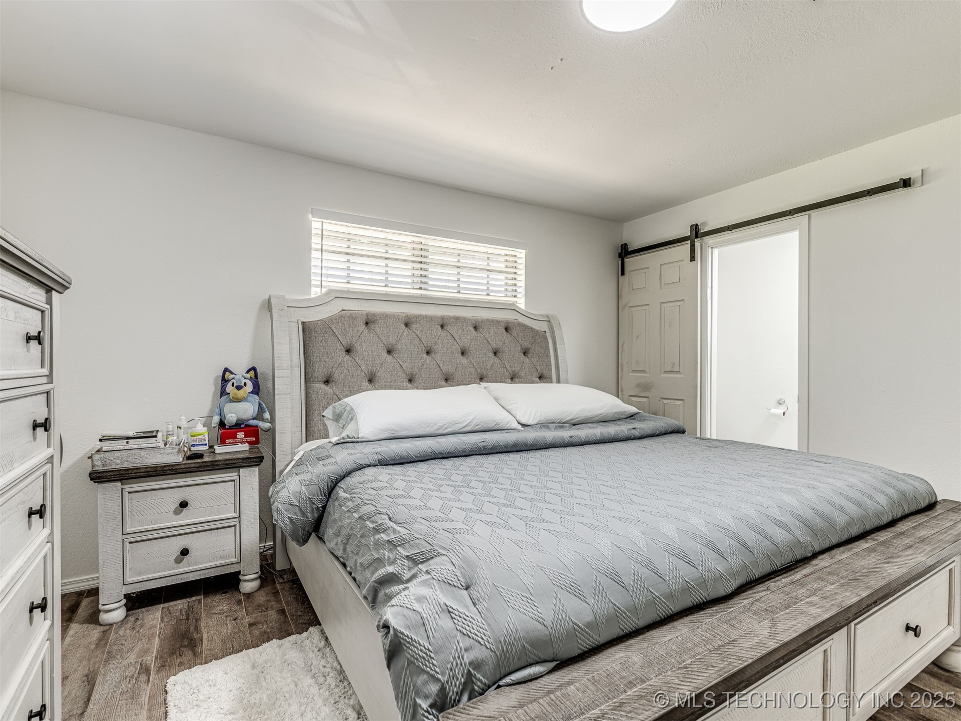 20239 Bern Property Photo 32