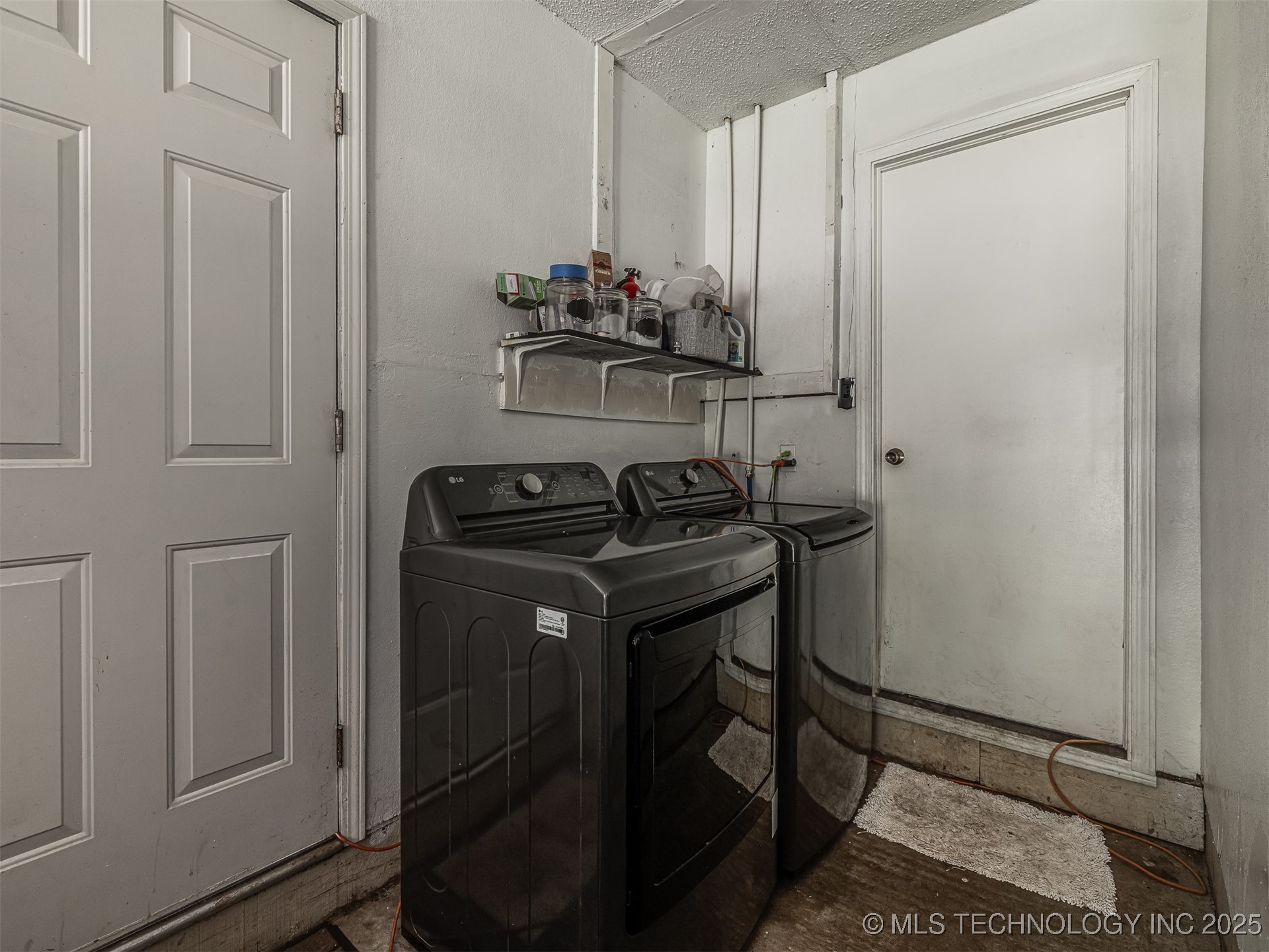 20239 Bern Property Photo 45