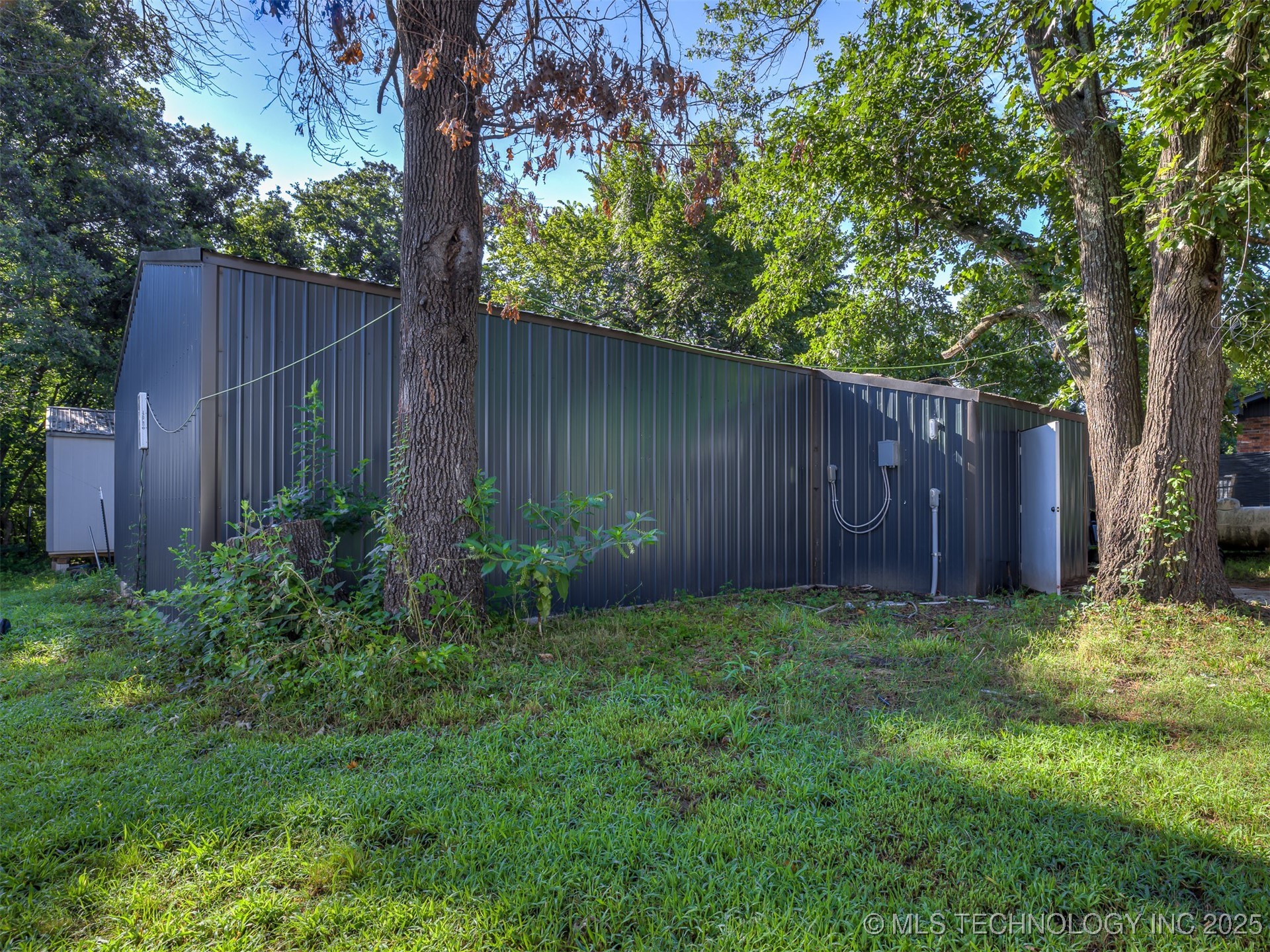 20239 Bern Property Photo 56