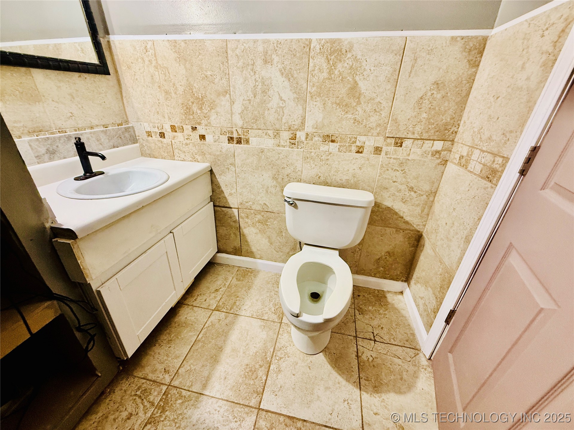 5219 E Latimer Street Property Photo 8