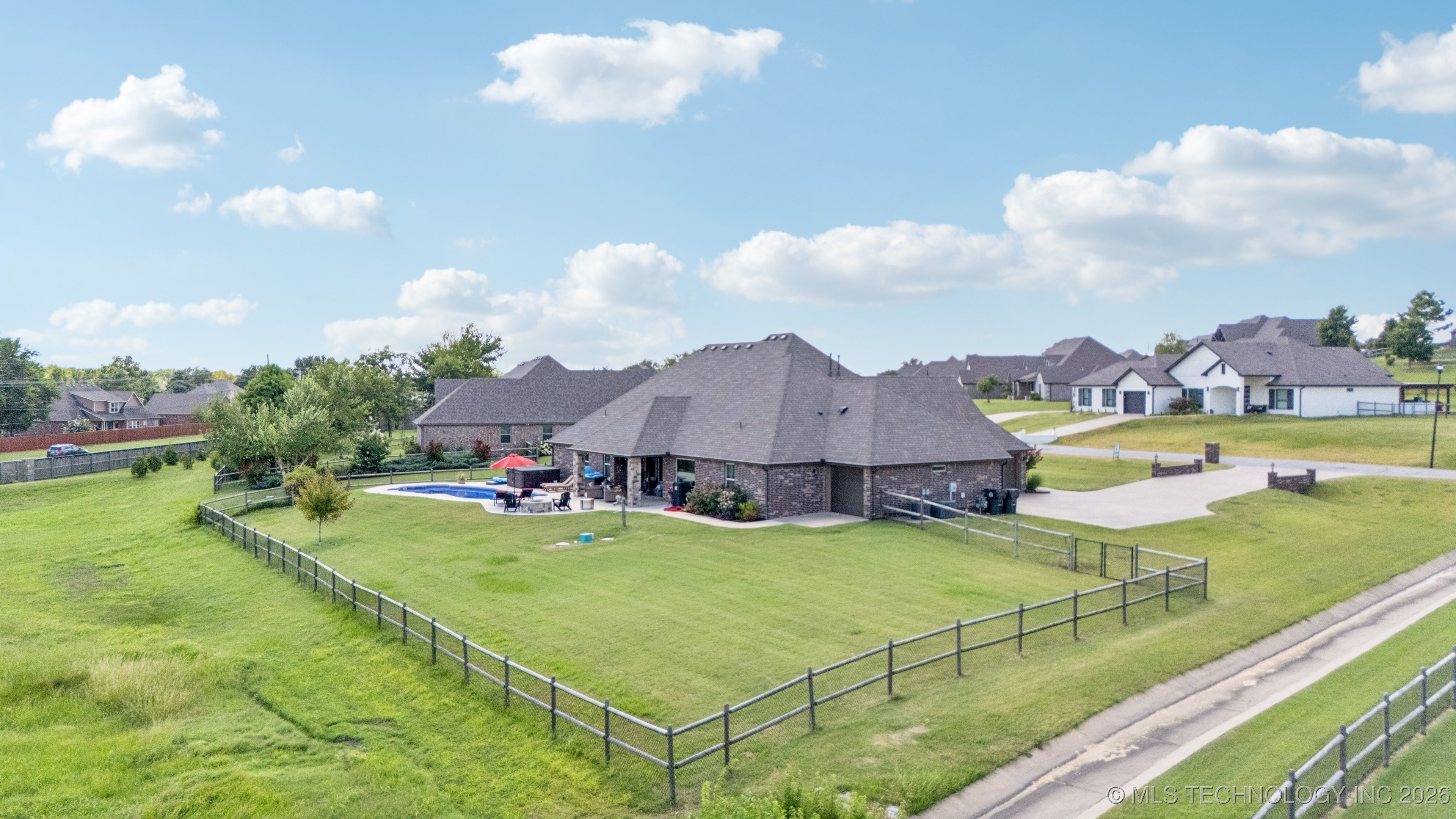 7130 E 86th Place N Property Photo 28