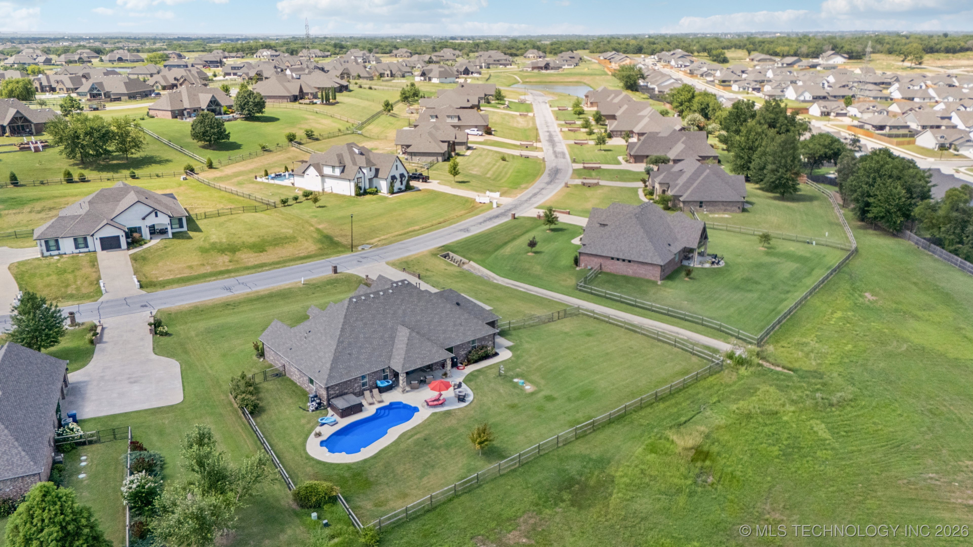 7130 E 86th Place N Property Photo 31